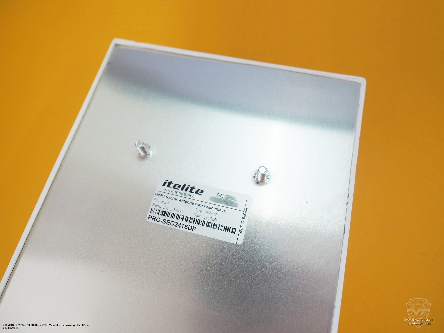 Металлические шпильки для монтажа крепления. ITelite PRO-SEC2415DP Металлические шпильки для монтажа крепления