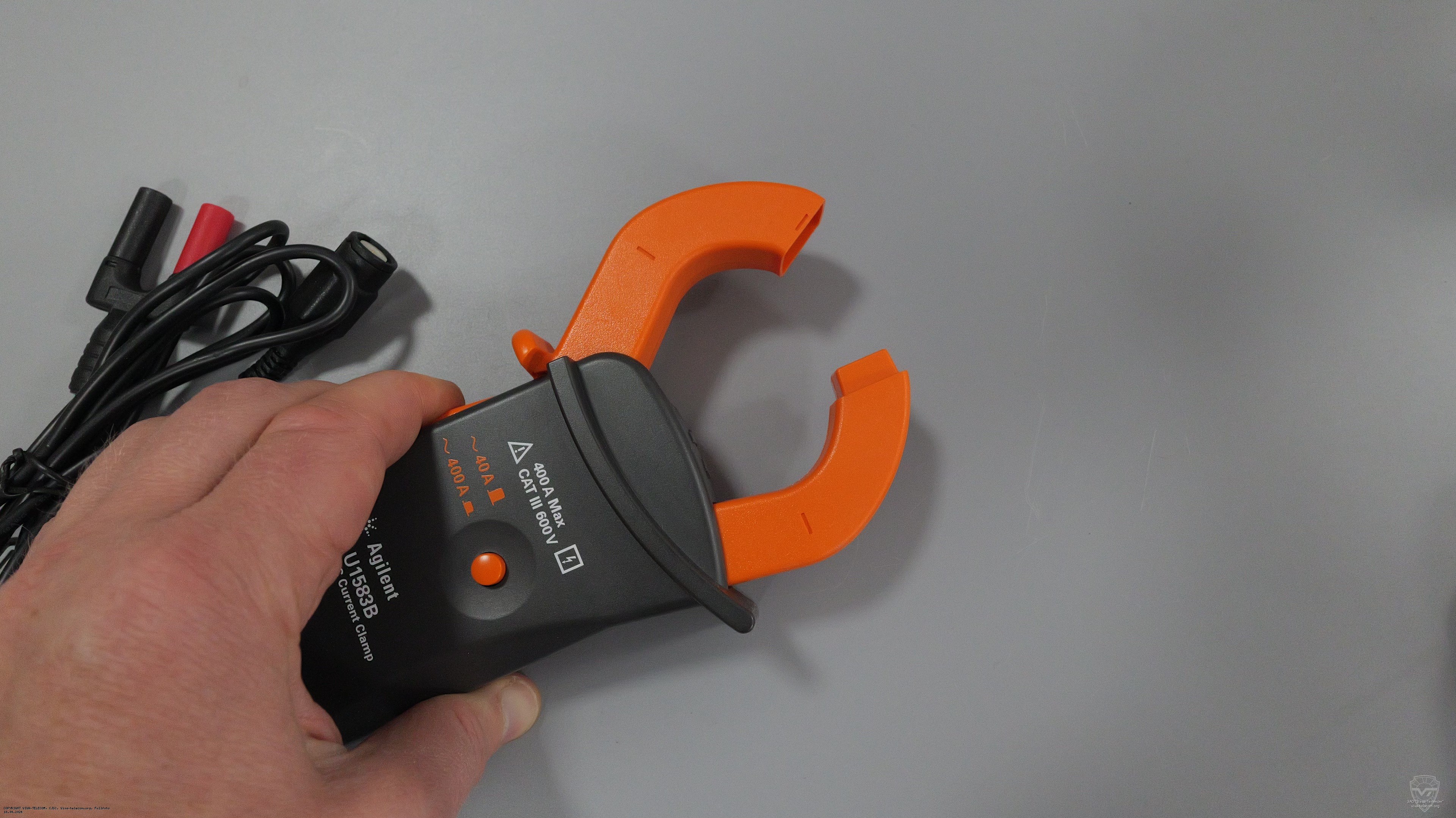 ������ �������� ������ Agilent U1583B