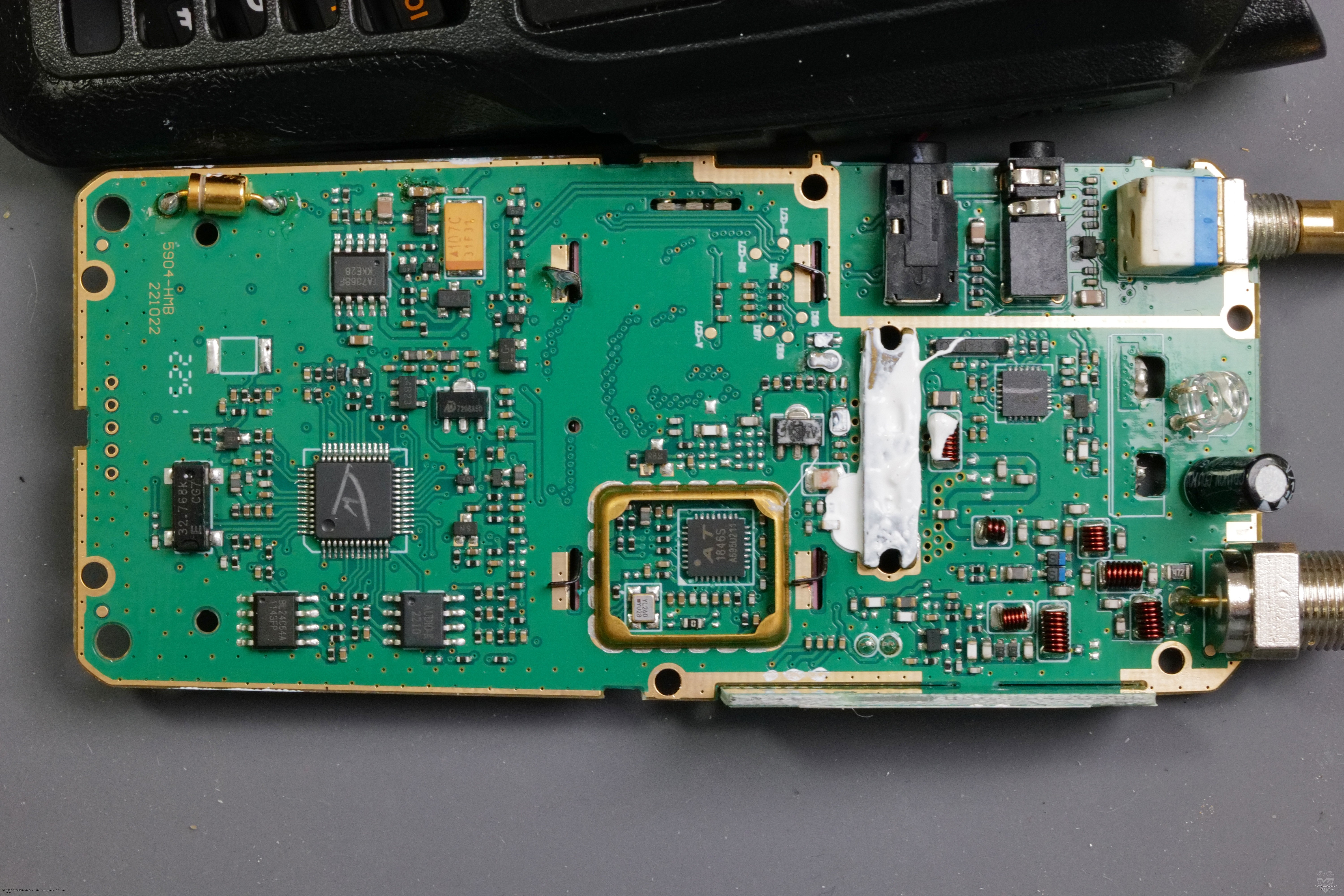 ��� �������� ����� ������������ Alinco DJ-V100 �����