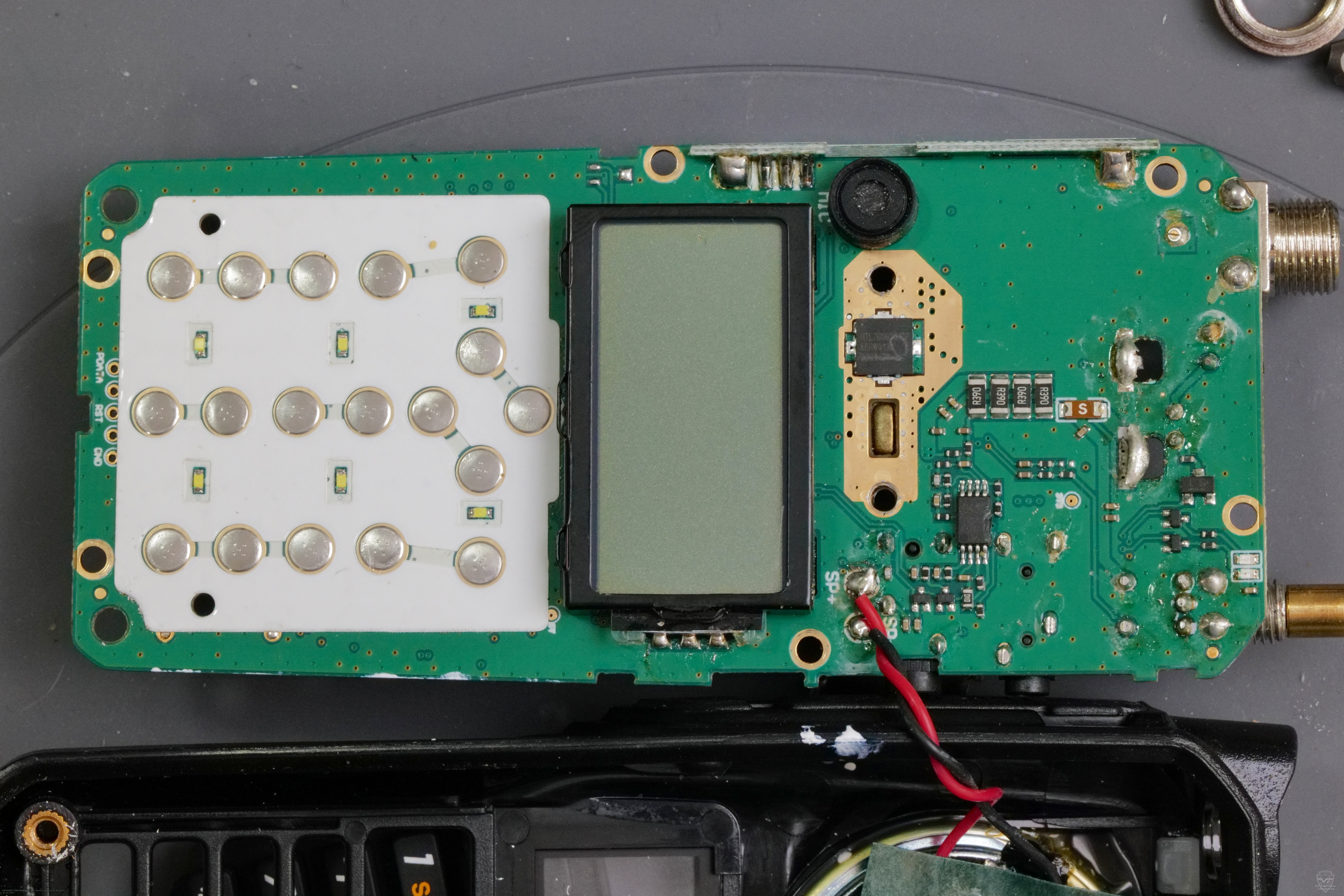 �������� ����� ������������ Alinco DJ-V100 �� ������� �������