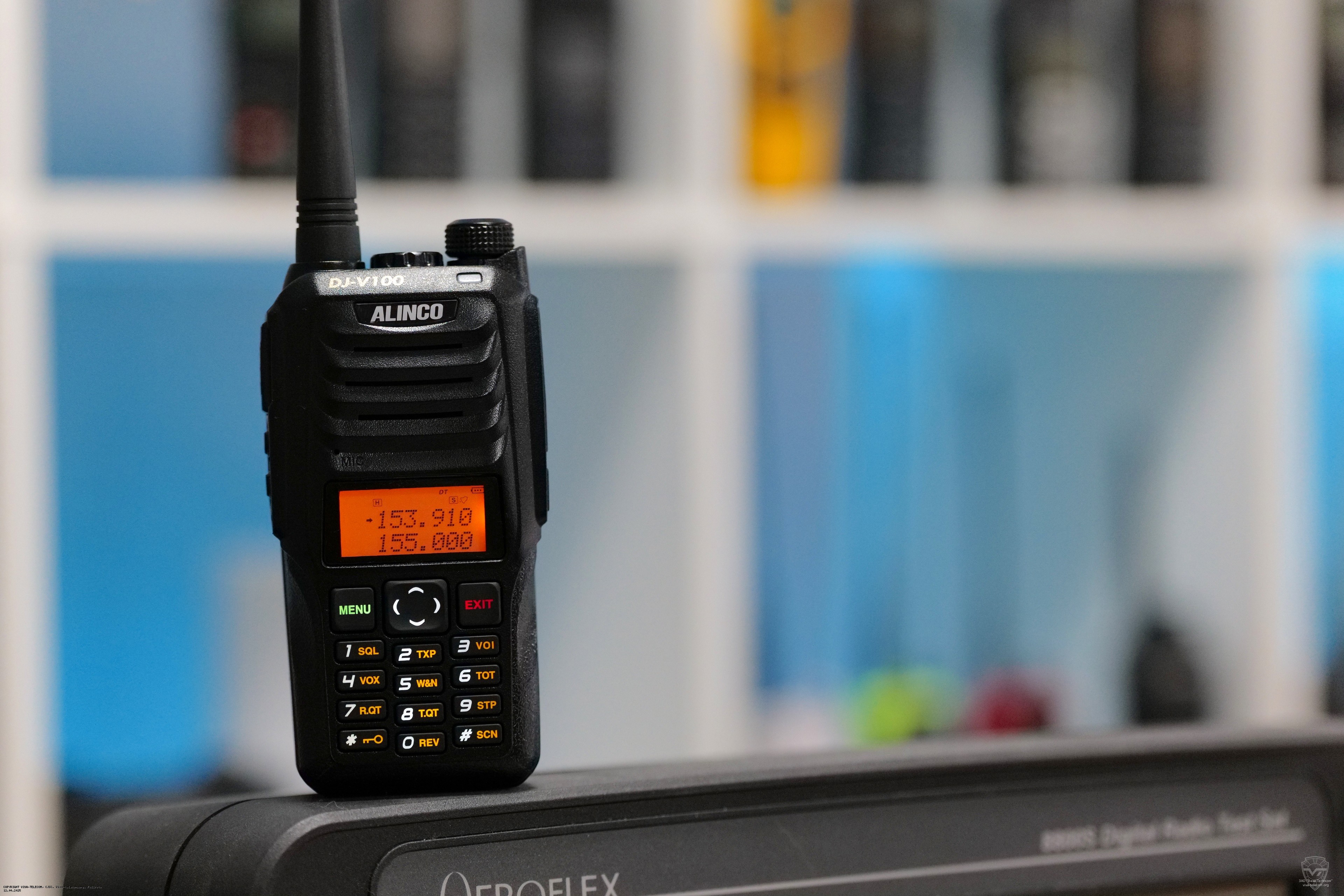 ��� ������������ Alinco DJ-V100 � �����