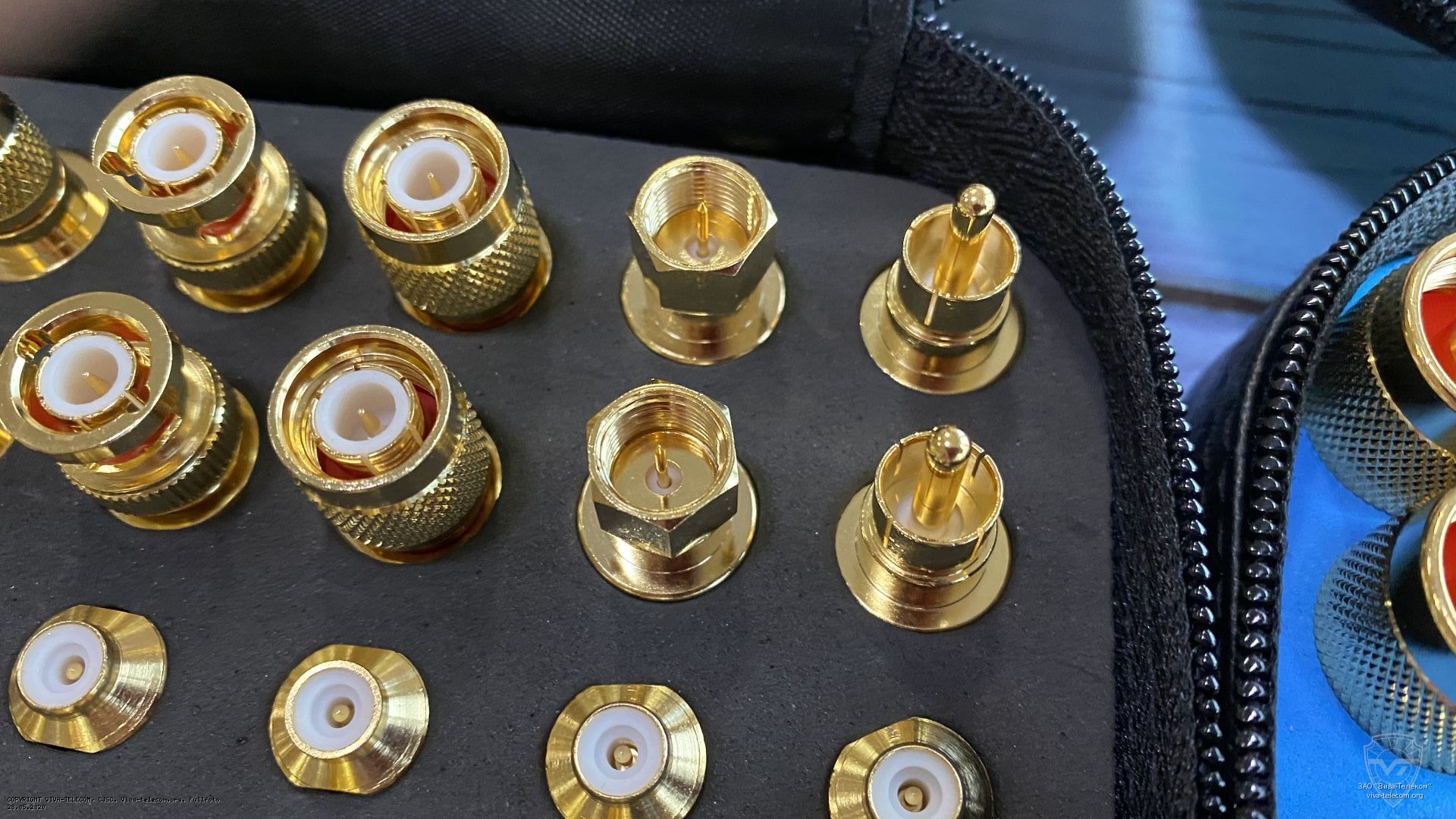 ������� RCA � FME ������ YC-40