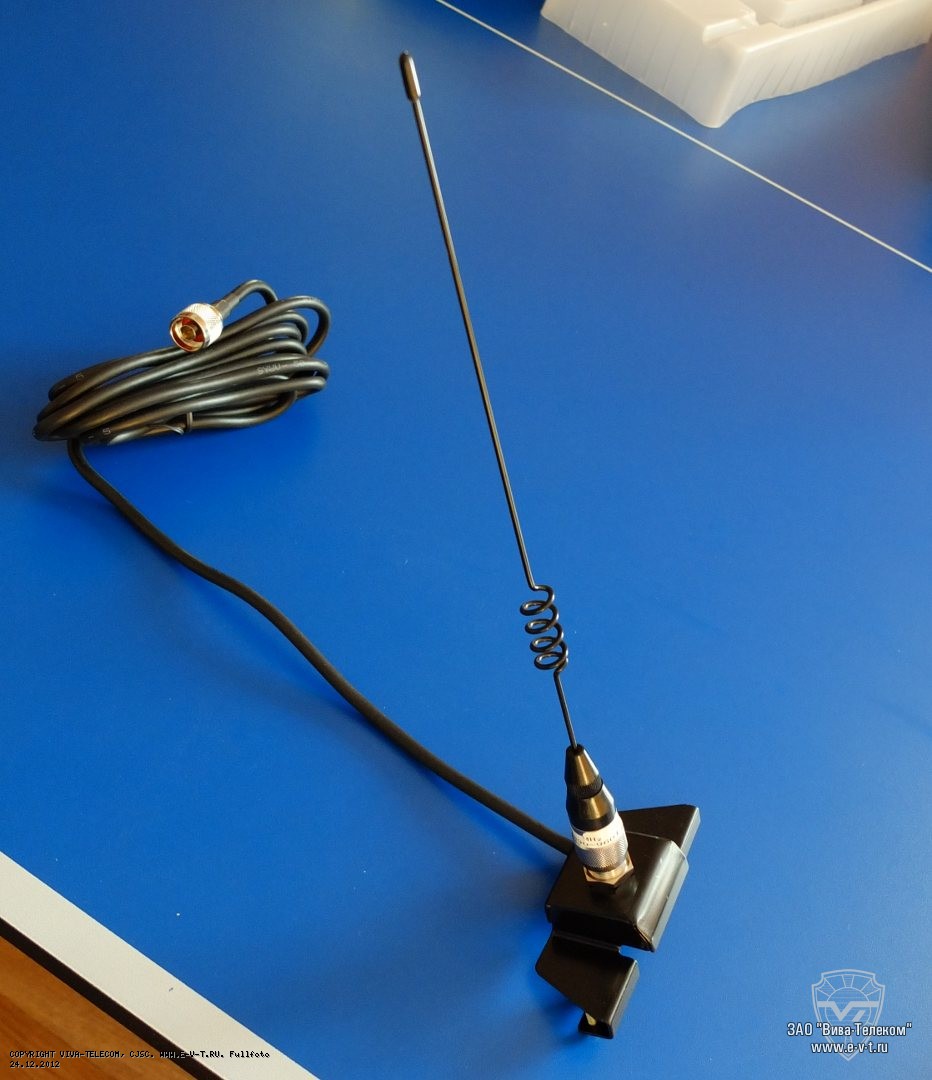 ������� ������������� GSM �������� AT-408