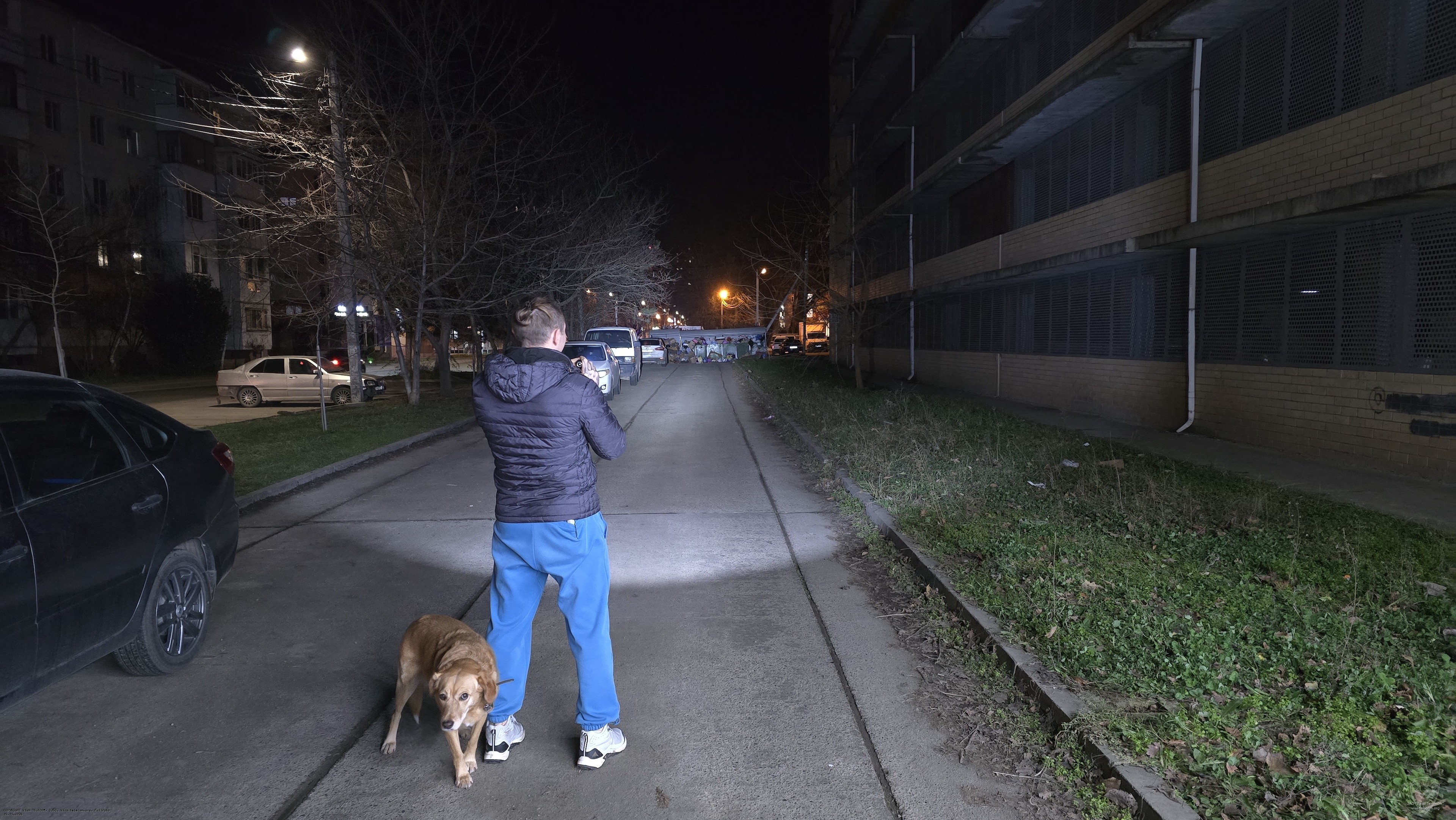 ���� ������ Armytek Dobermann Pro Max �� �������� ���������