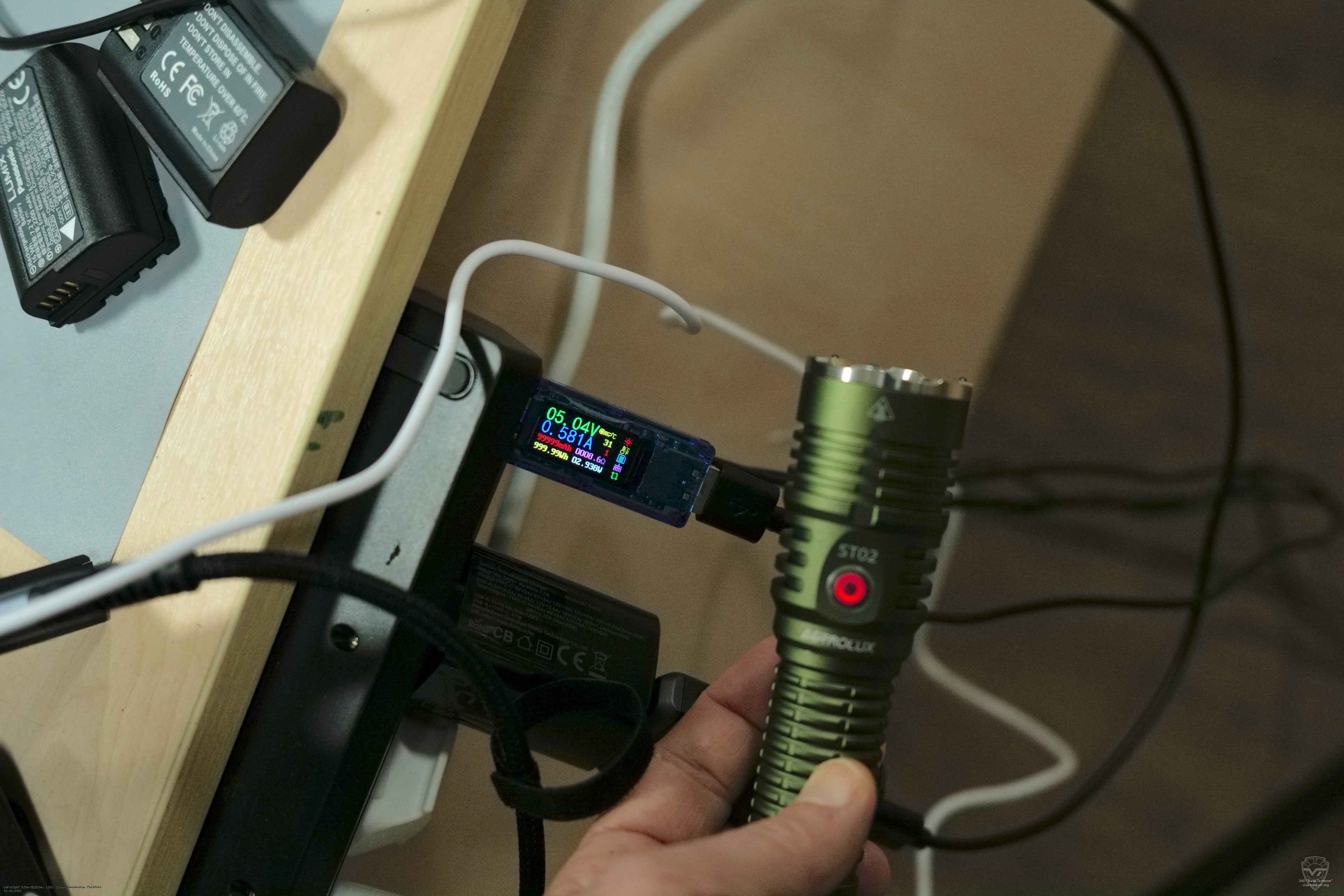 ��� ������ ������ Astrolux ST02