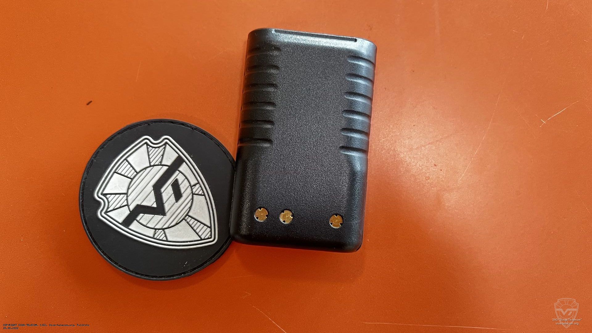 ��� ��� AT-104