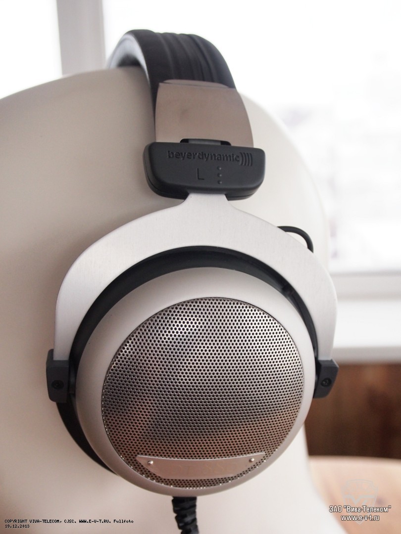 ����� ����� Beyerdynamic DT-880