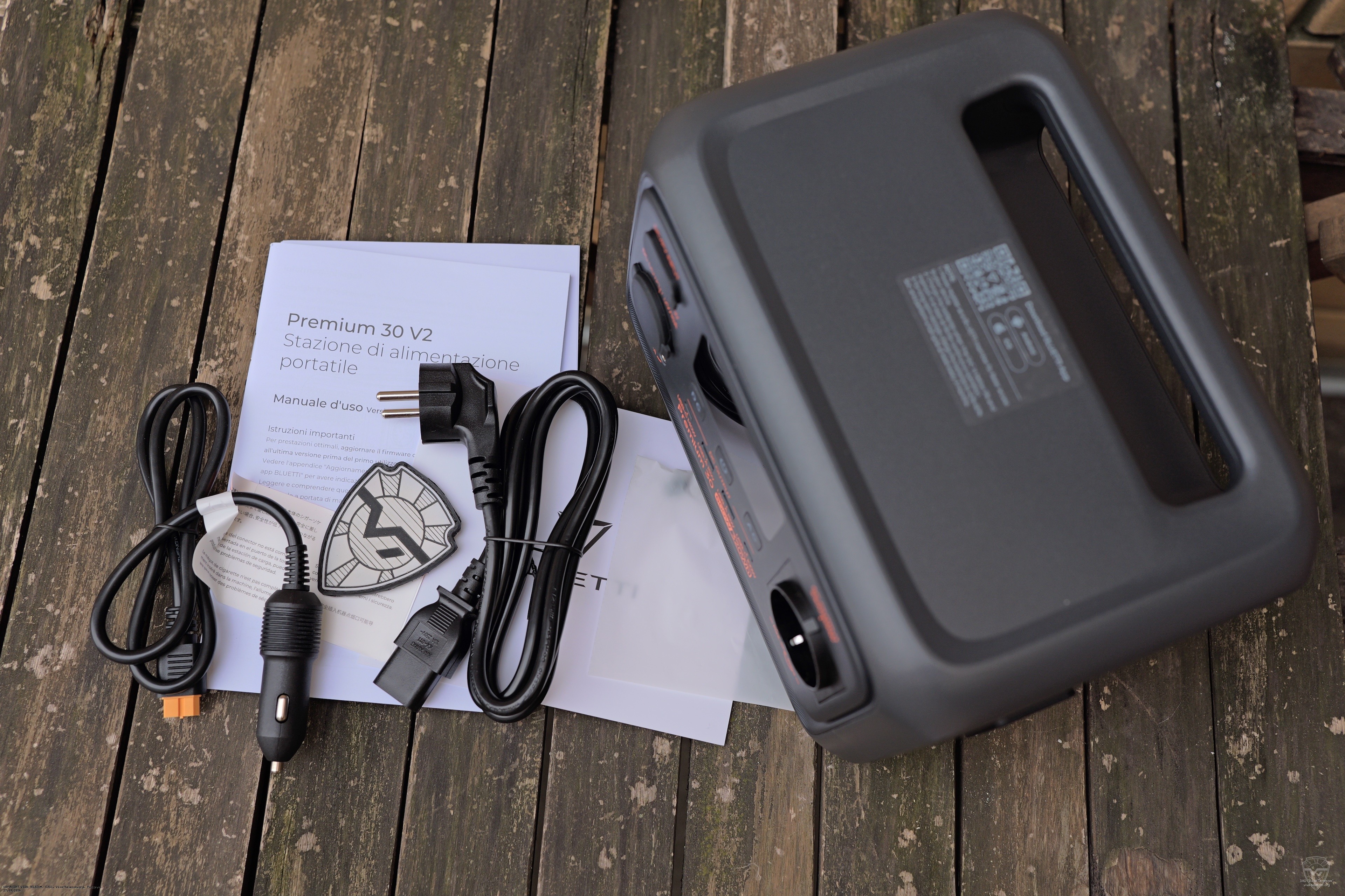 Комплектация Bluetti Premium 30 V2. Bluetti Premium 30 V2 Комплектация Bluetti Premium 30 V2