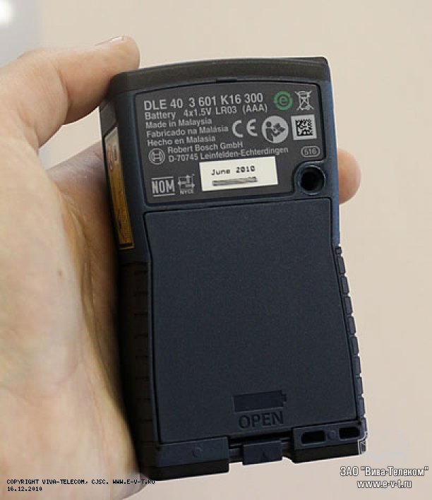 Задняя панель дальномера. Bosch DLE 40 Задняя панель дальномера
