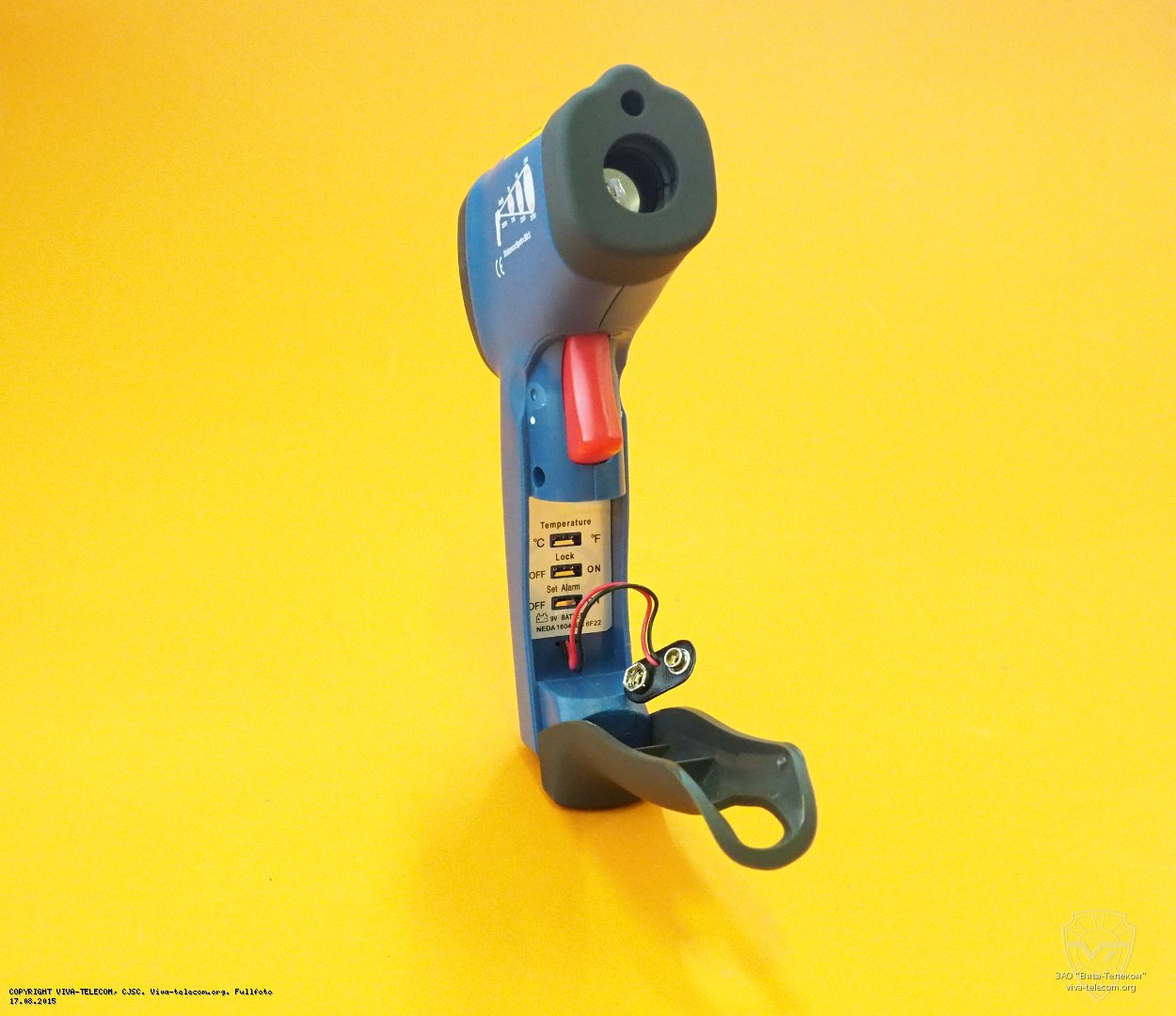 ���������� ������ ��������� CEM DT-8835