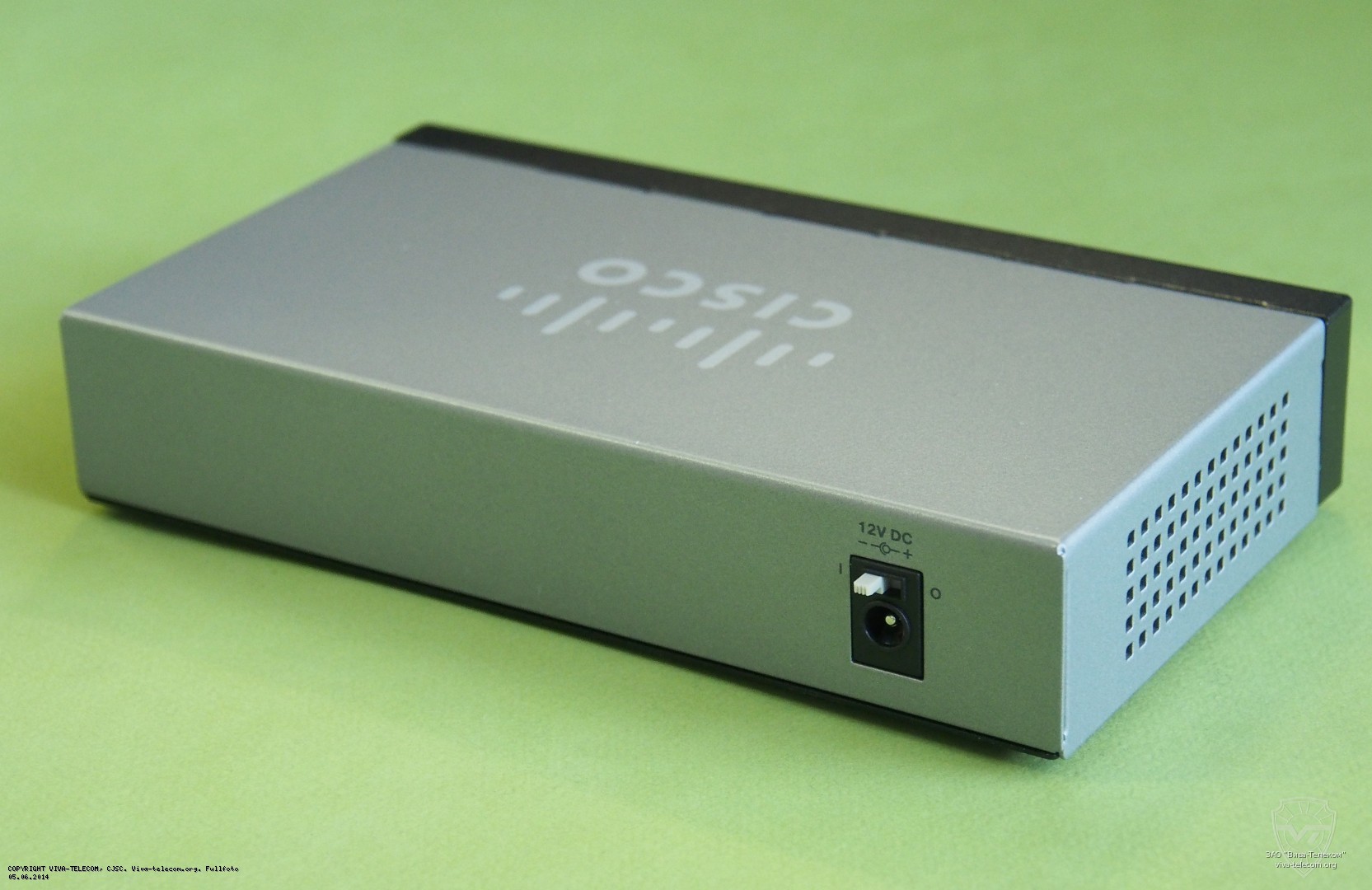 ��� ����������� Cisco SF100D-08 �����