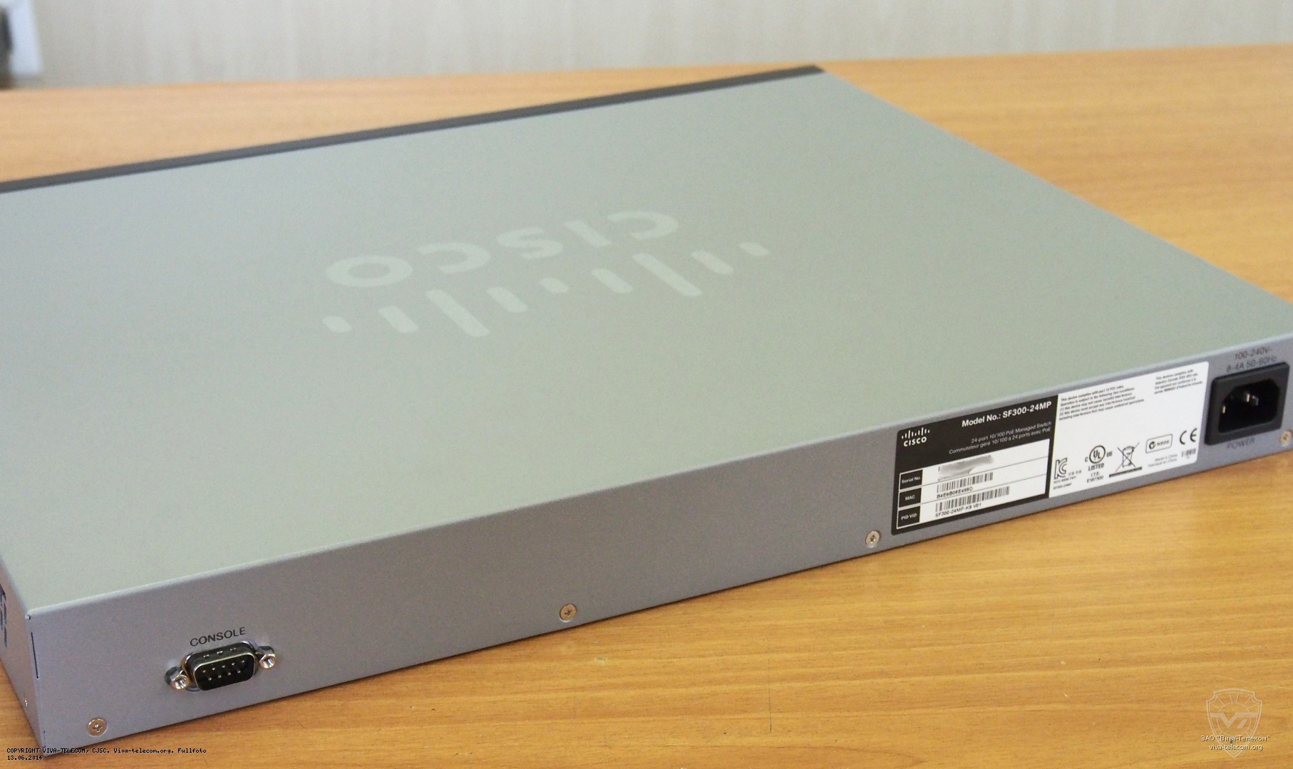 ��� ������ ������ ����������� Cisco SF300-24MP