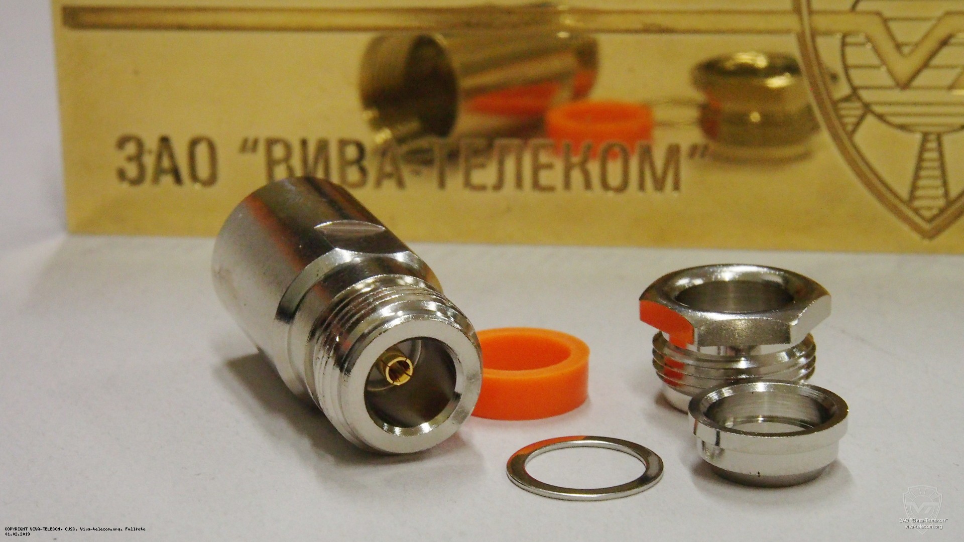 Разъем N типа (розетка) female на кабель RG-8/213. Multicom Tronic N (f) RG8 / RG213 пайка Разъем N типа (розетка) female на кабель RG-8/213