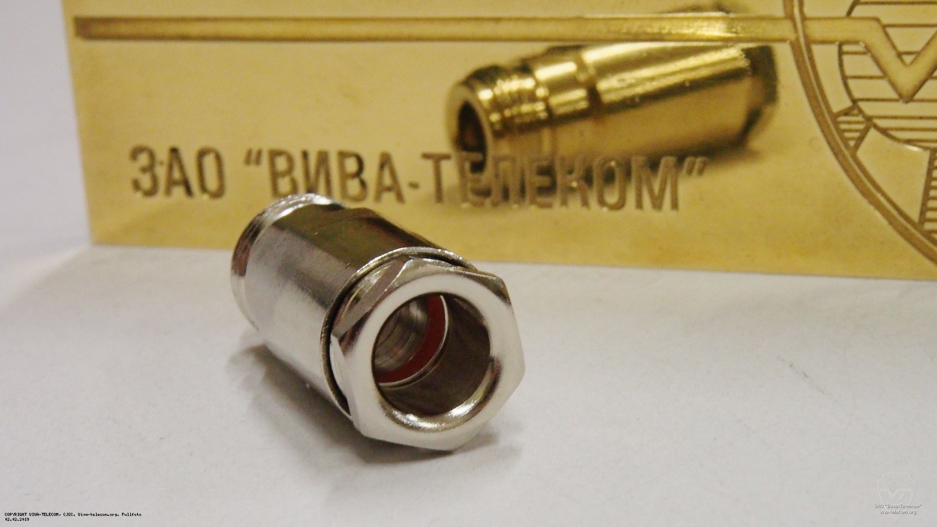 Разъем N-212B, кабель и оплетка прижимается гайкой. Multicom Tronic N (f) RG8 / RG213 пайка Разъем N-212B, кабель и оплетка прижимается гайкой