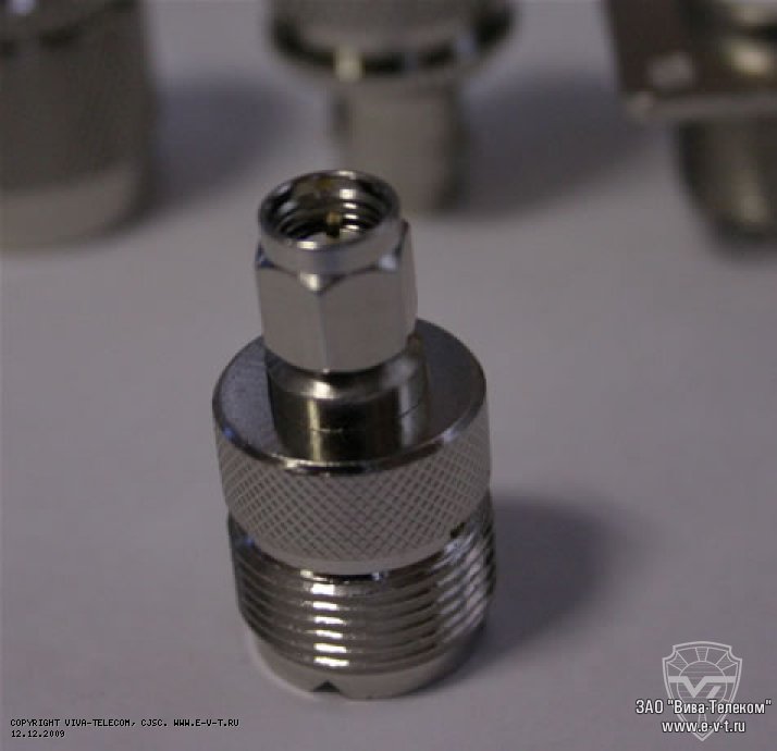 ���������� SMA (�����) - UHF (�������)