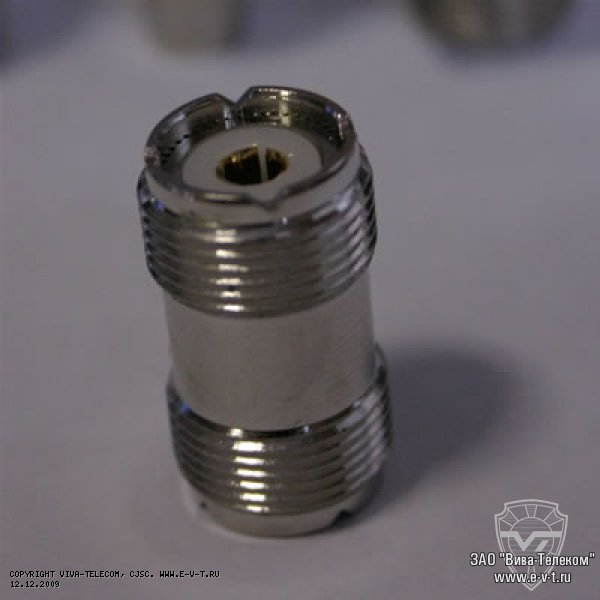 ��������������� ���������� UHF (�������) - UHF (�������)