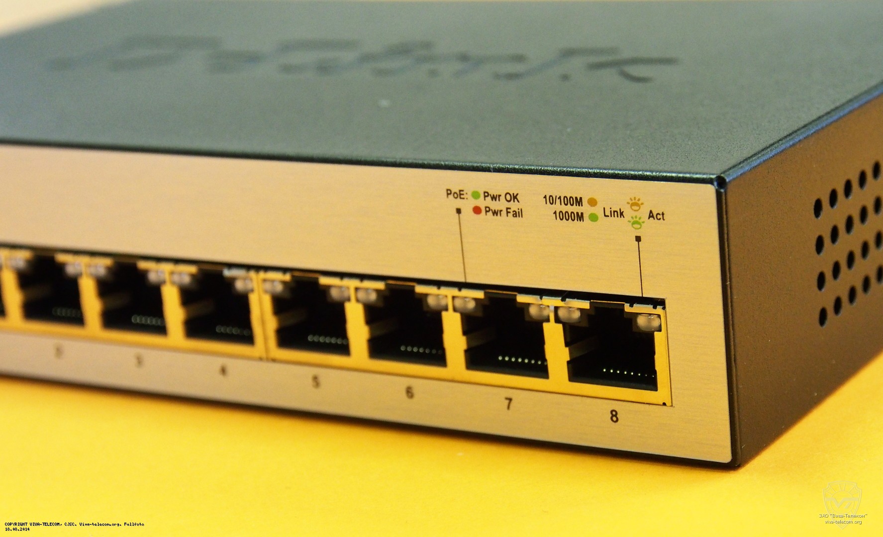 ������� ����� ����������� D-Link DGS-1100-08P