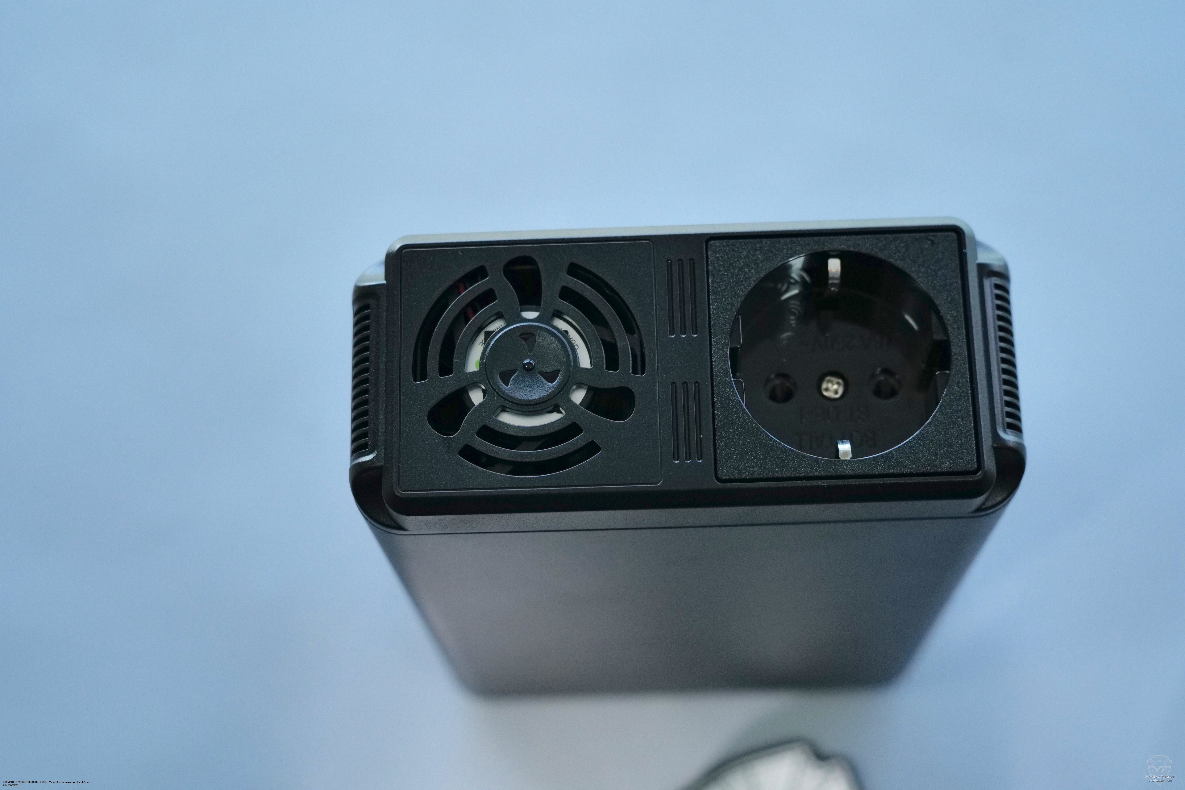 ����� AC �������� ������� Dynemiqa TPS-150H