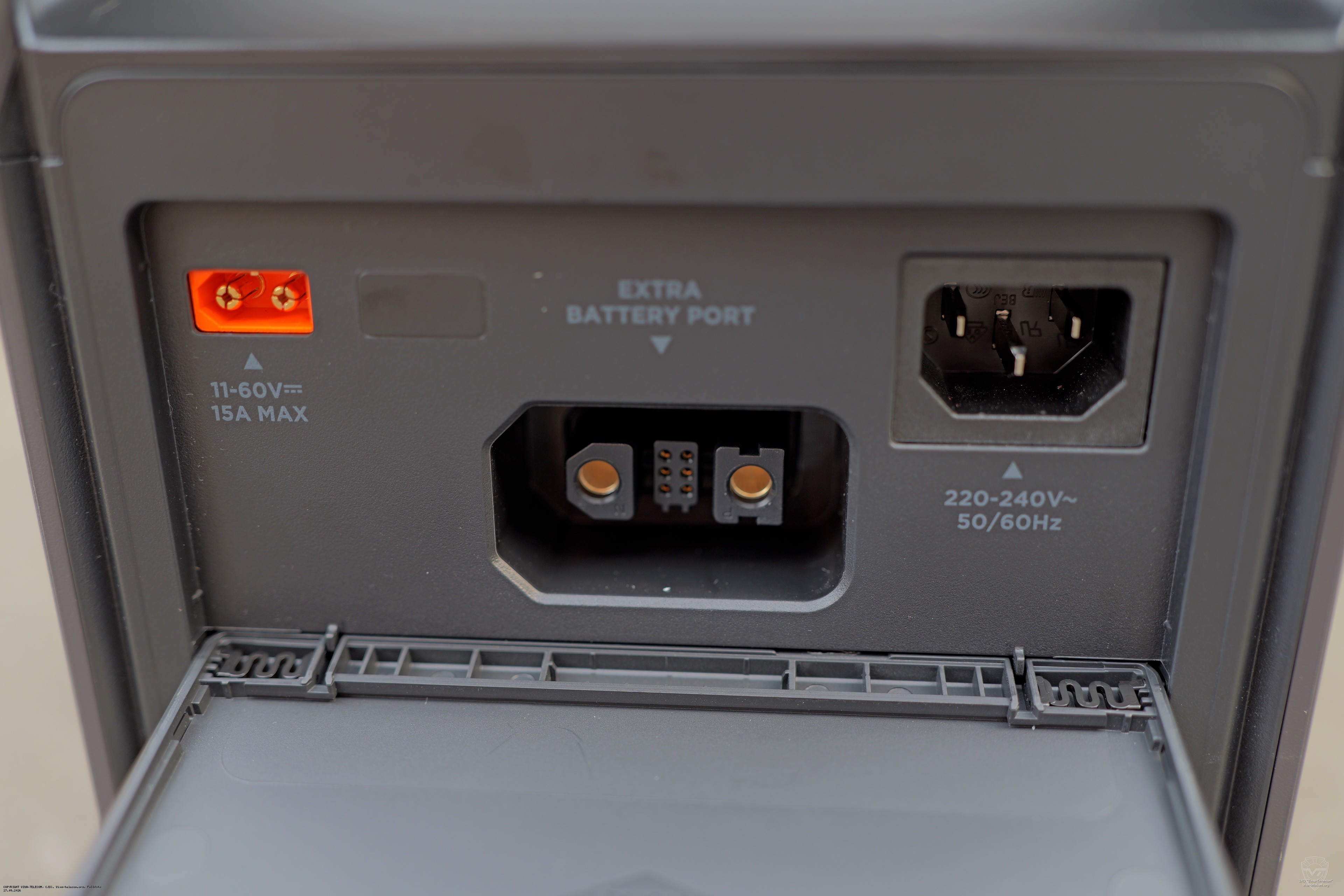 Входы зарядной станции EcoFlow Delta 3. EcoFlow Delta 3 Входы зарядной станции EcoFlow Delta 3