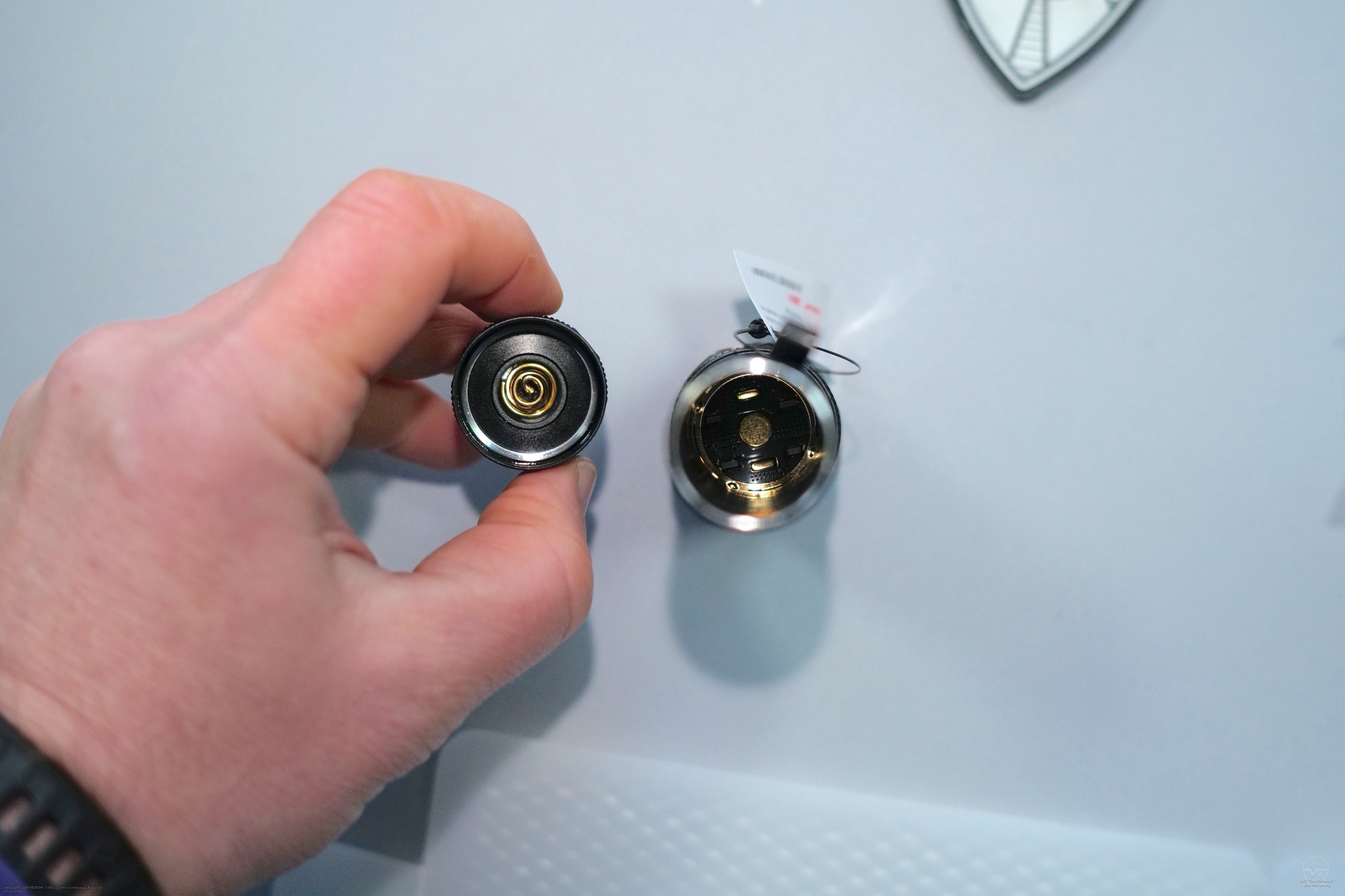 Контакты питания фонаря Fenix PD-36R ACE. Fenix PD-36R ACE Контакты питания фонаря Fenix PD-36R ACE