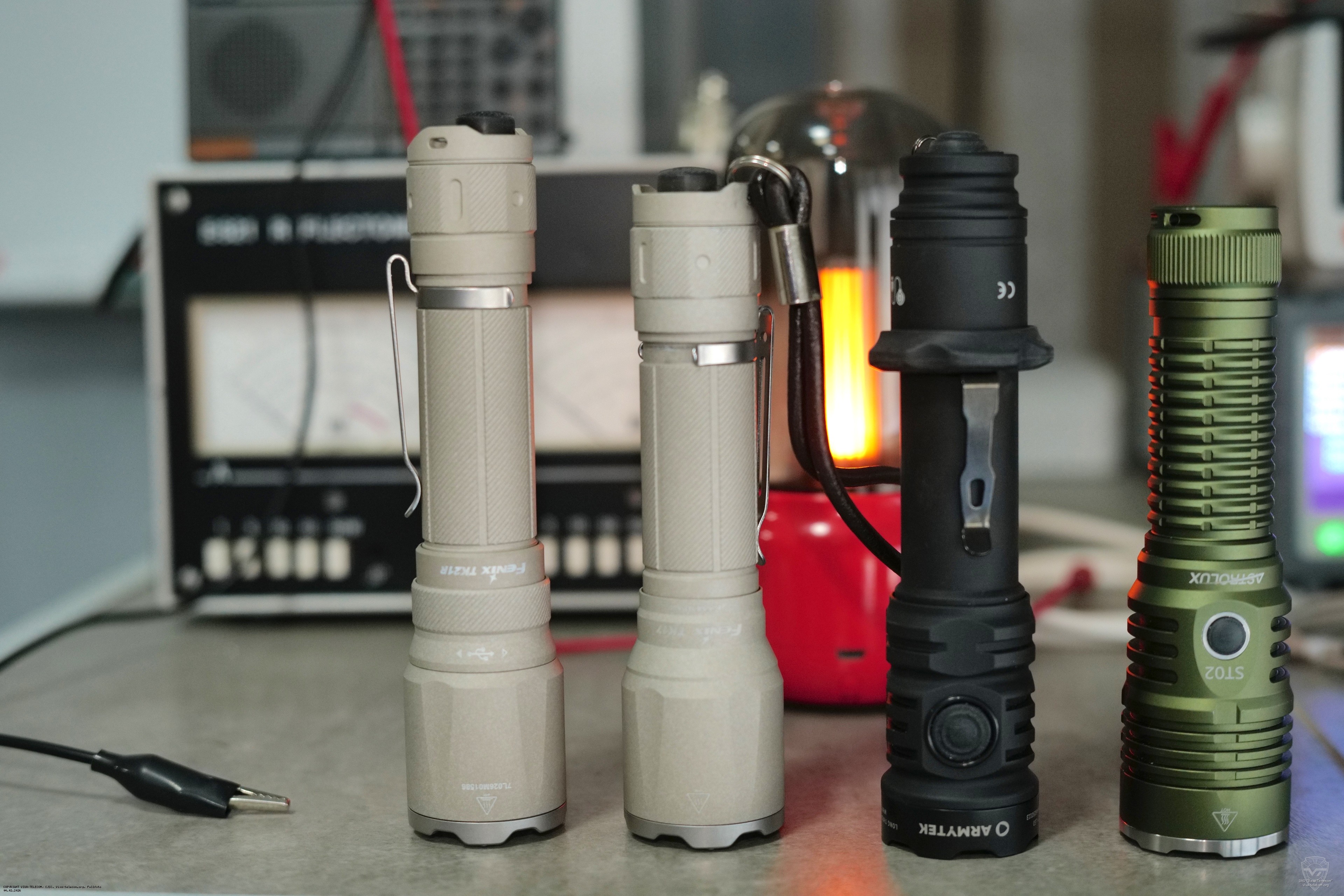 ��������� ������� Fenix TK-21R, TK-17, Armytek Dobermann Pro Max, Astrolus ST02