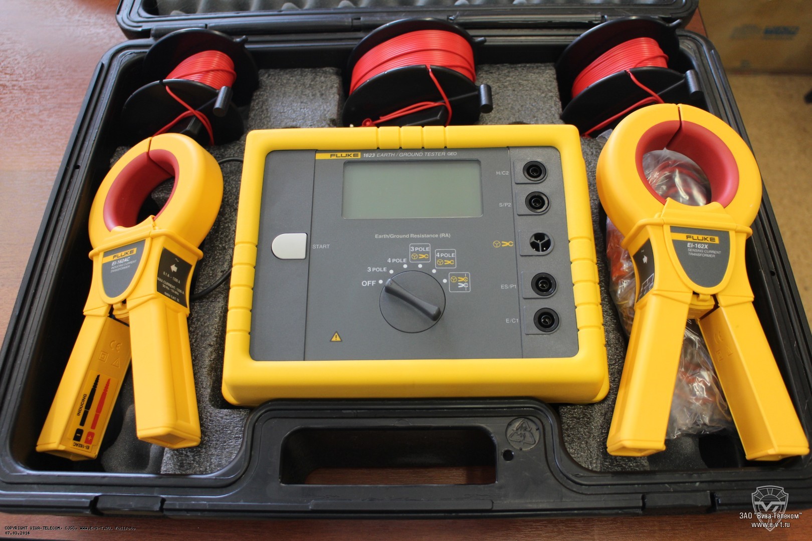 ������������ ������� Fluke 1623