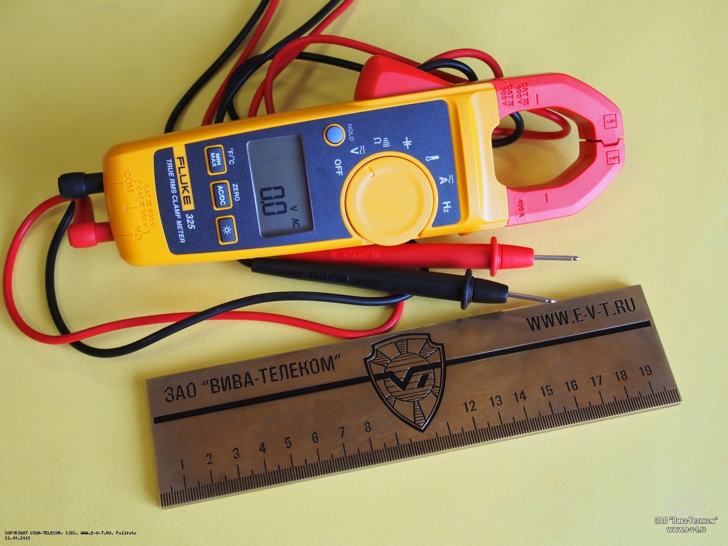 �������� ������� Fluke 325