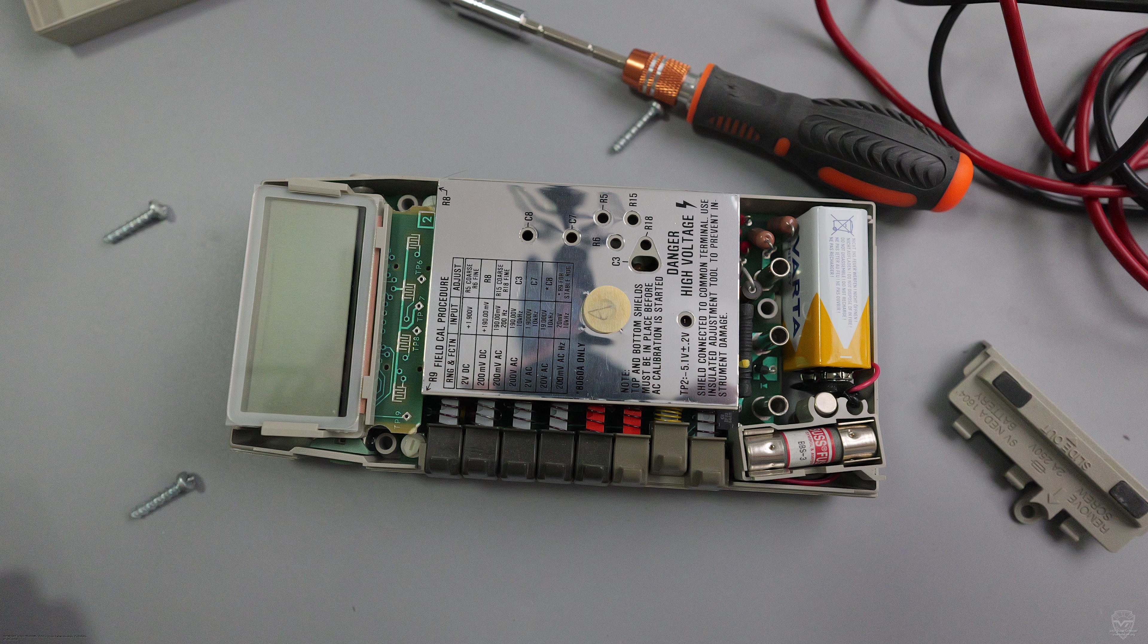 ��� �������� ����� ����������� Fluke 8060a