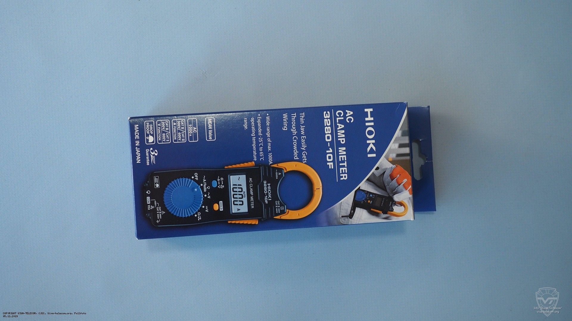 Фирменная упаковка токовых клещей Hioki 3280-10F. Hioki 3280-10F Фирменная упаковка токовых клещей Hioki 3280-10F