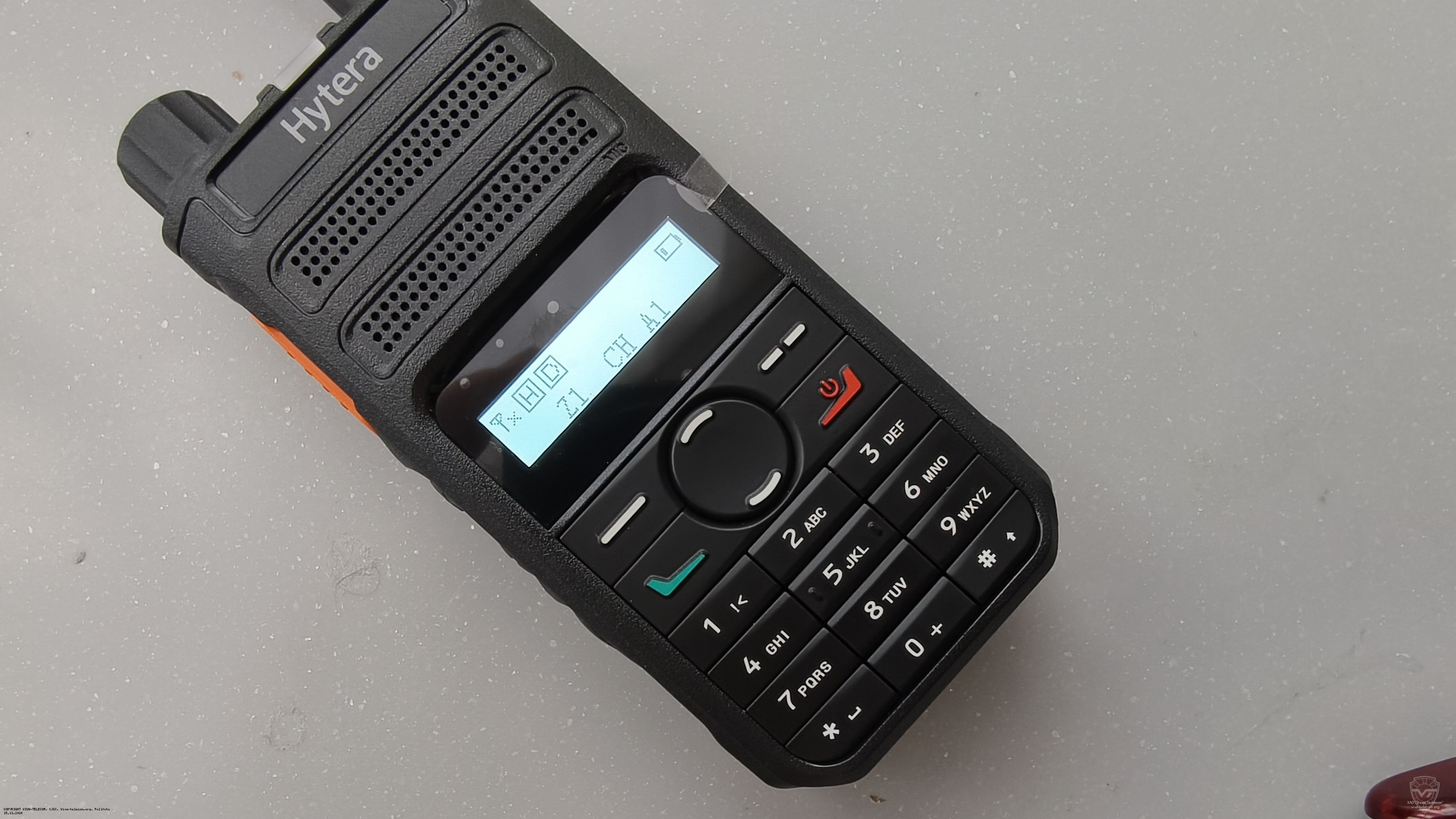 ������������ ���������� Hytera AP-585