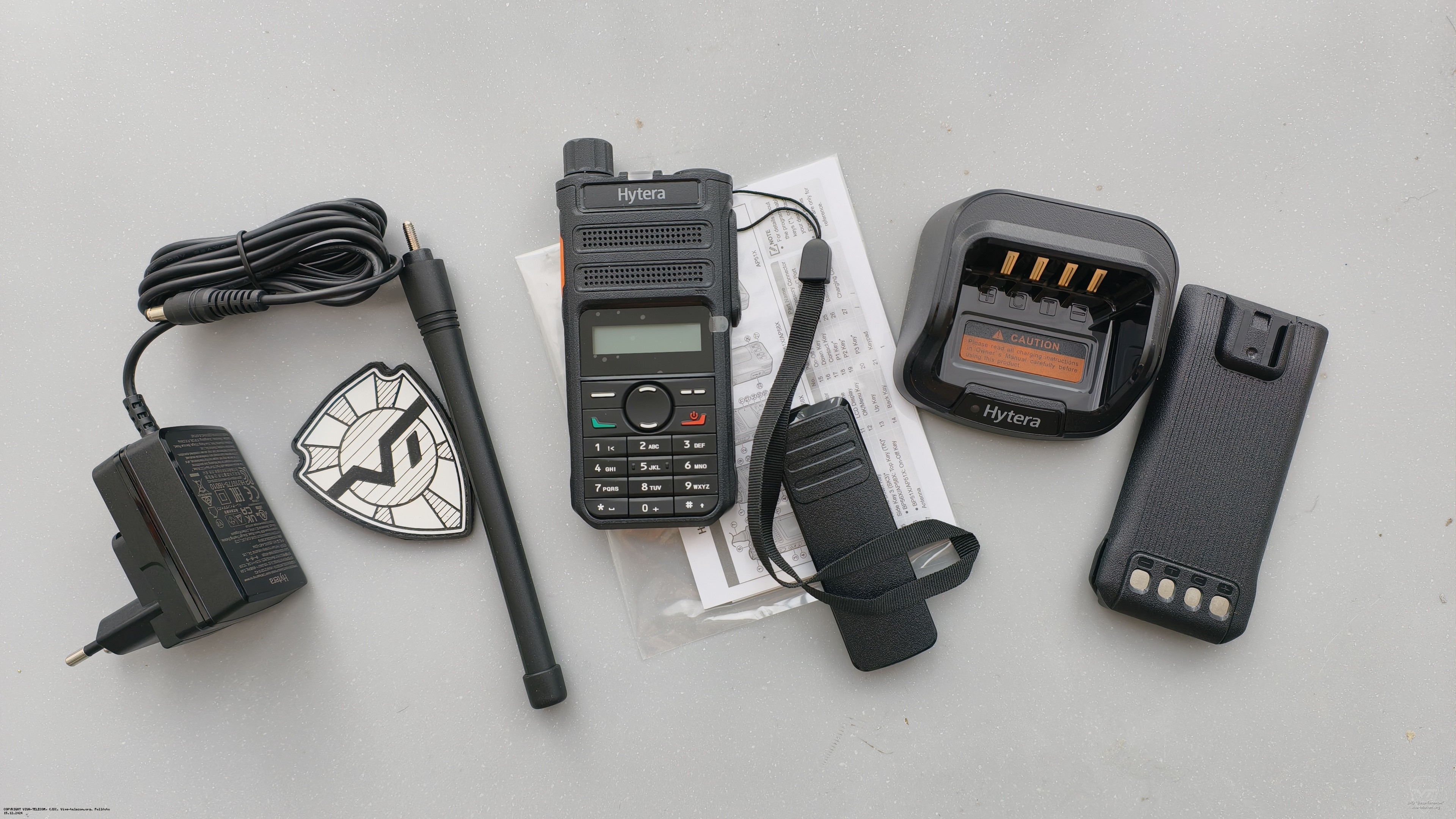 ������������ ������������ Hytera AP-585