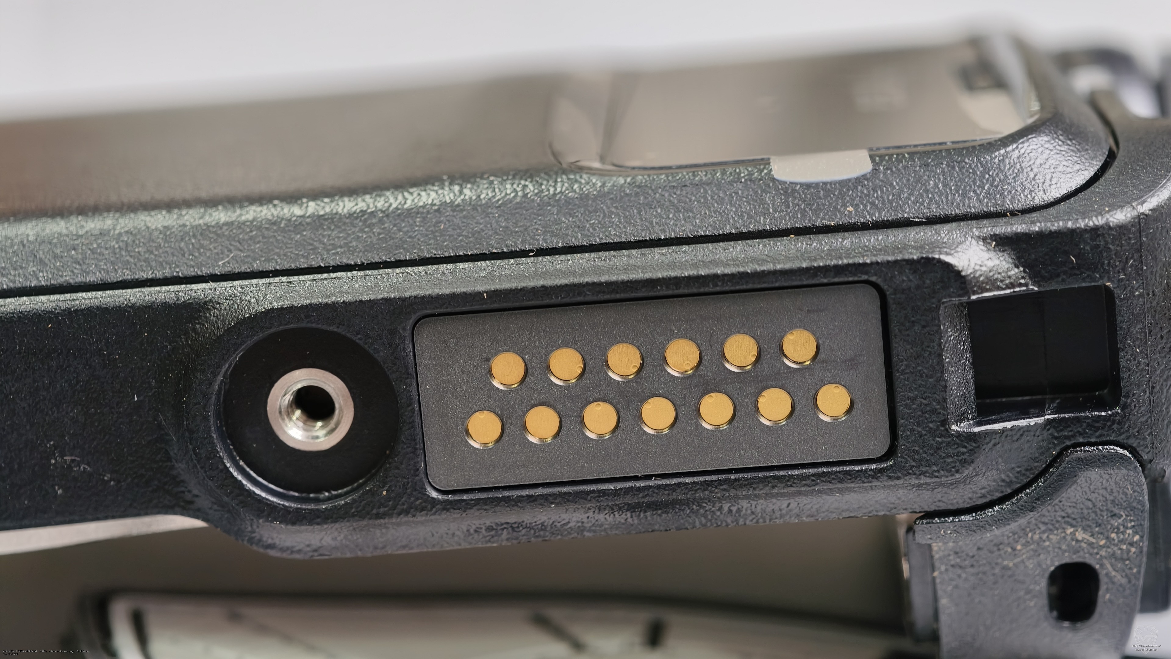 ������ ����������� ������������ Hytera HP-705 UL913