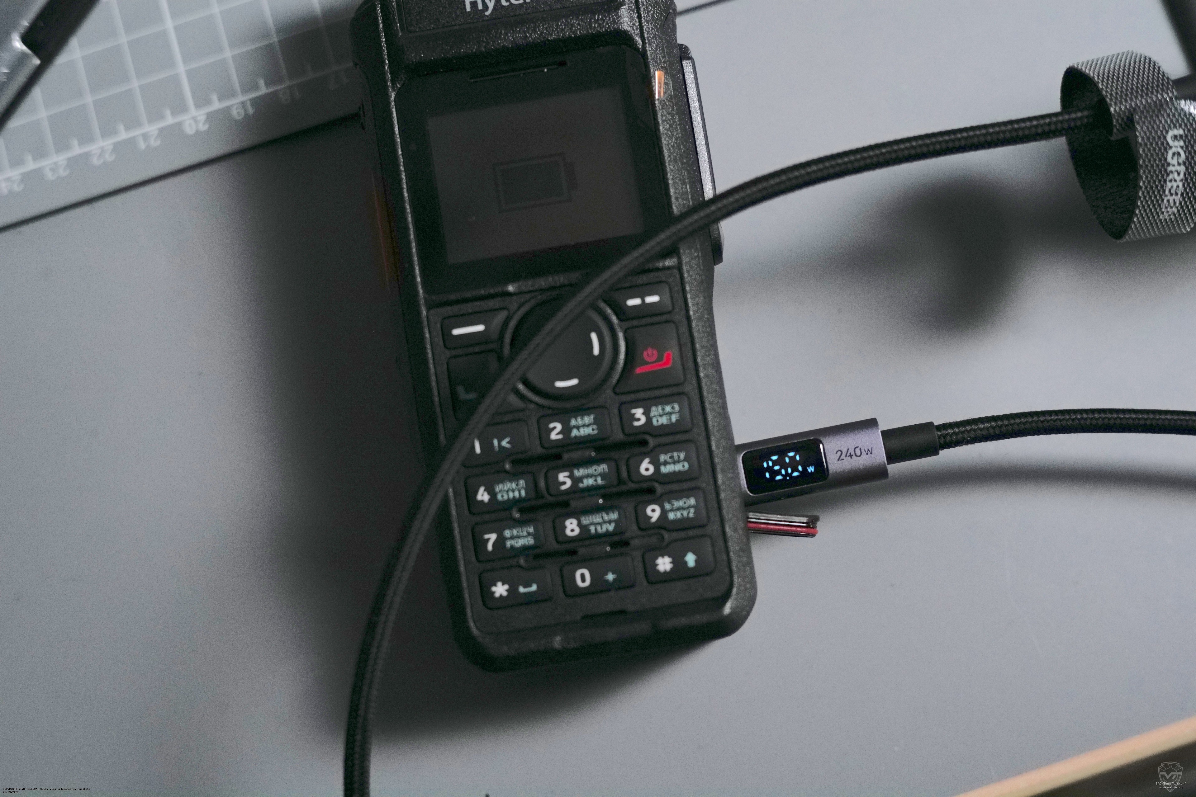 �������� ������� ������������ Hytera PDC585