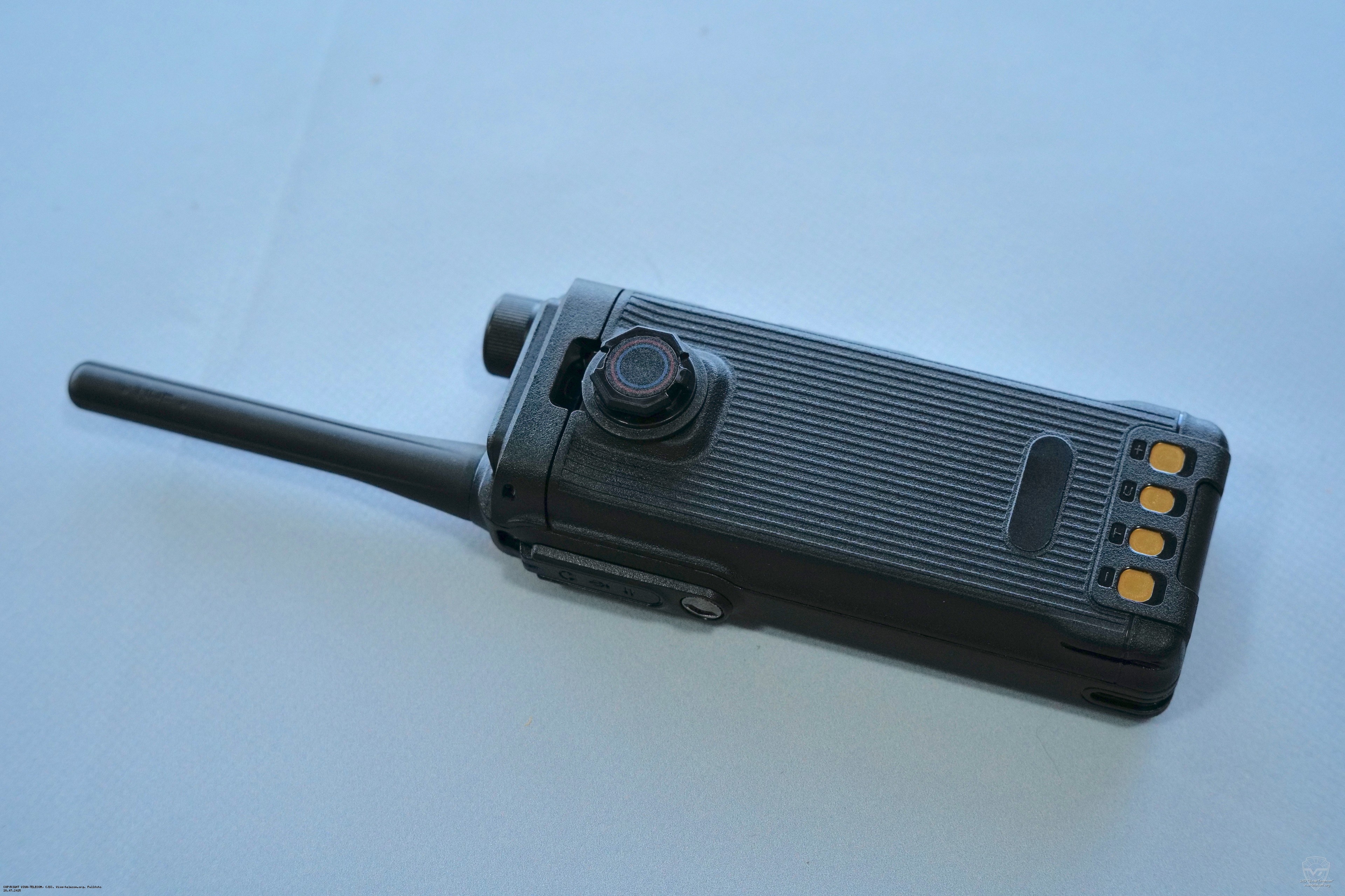 Вид Hytera POA216 на радиостанции Hytera HP785. Hytera POA216 Вид Hytera POA216 на радиостанции Hytera HP785