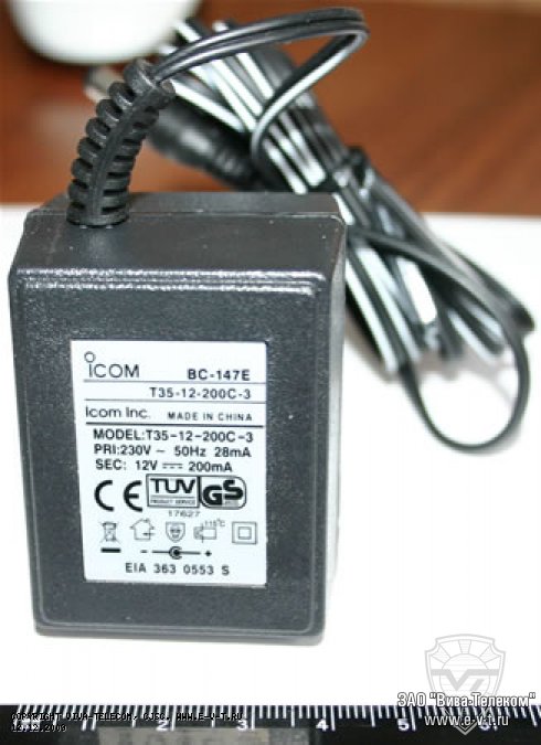 ���������� ���������� Icom BC-158