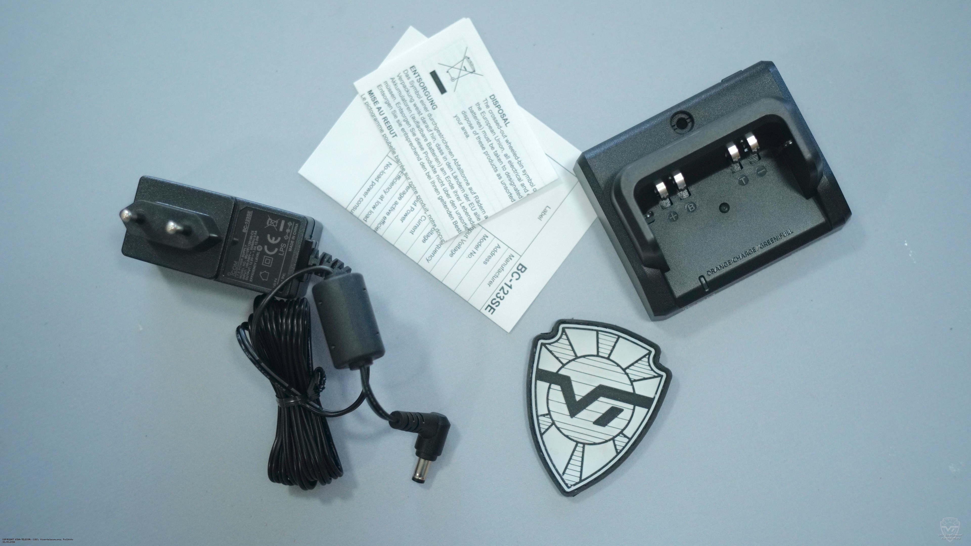 �������� �������� ��������� ���������� Icom BC-223