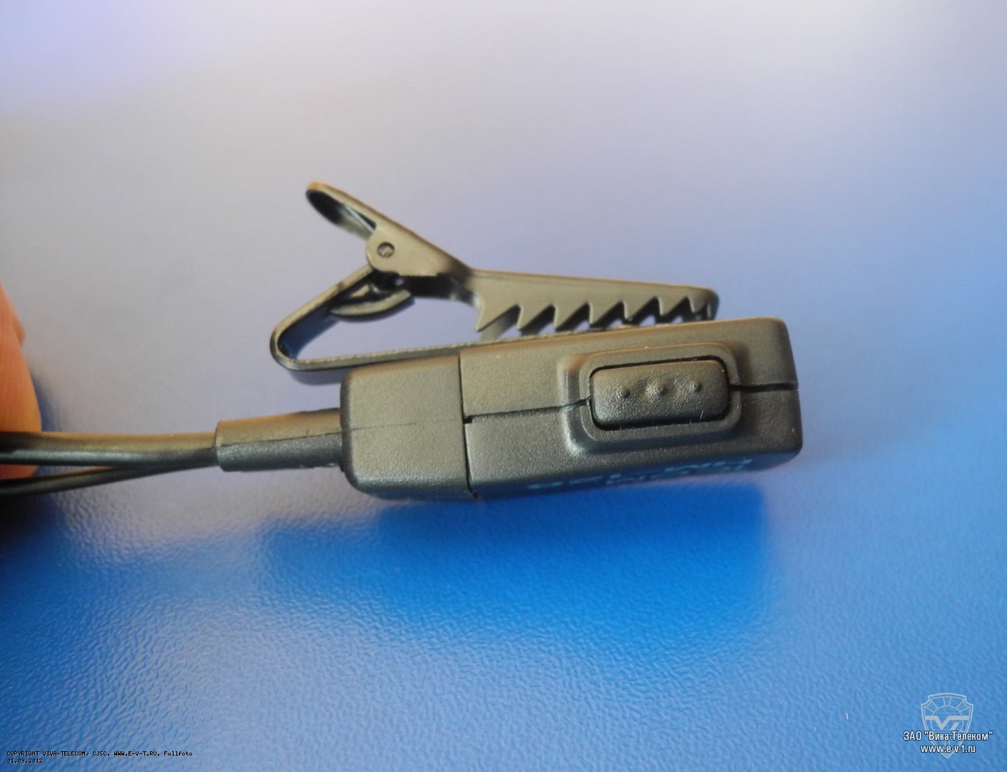 ������ �������� ��������� Icom HM-128