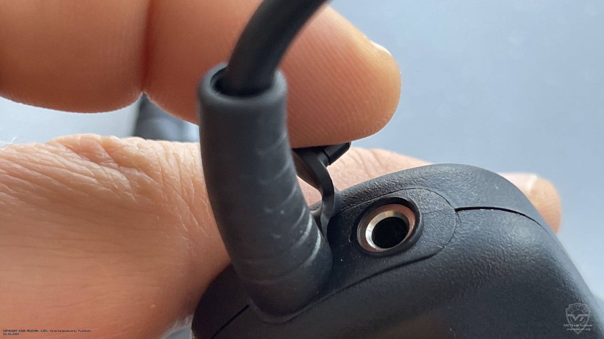 ����� �� ������� ������-��������� Icom HM-158LA