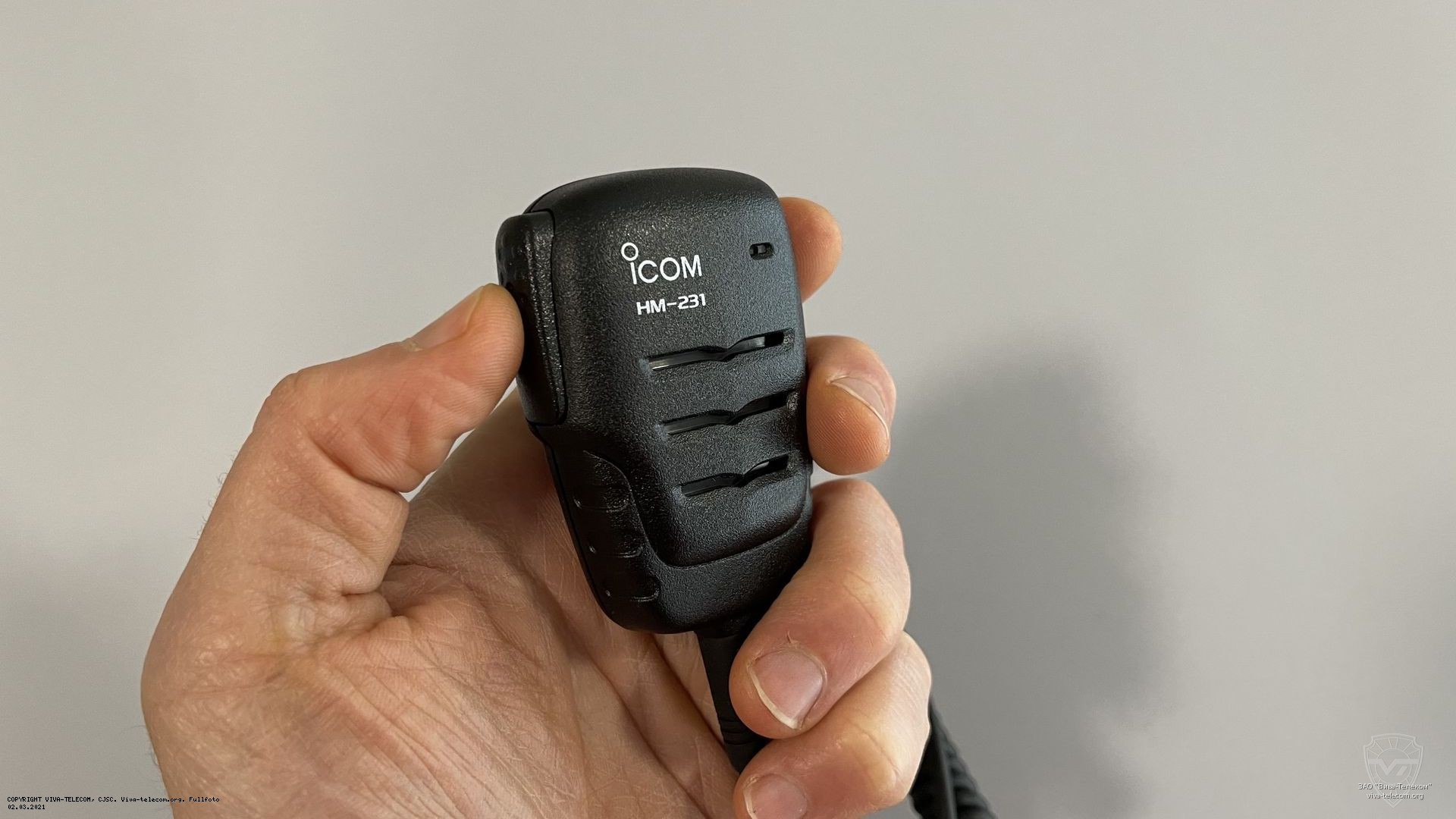 �������� ������ ��������-��������� Icom HM-231