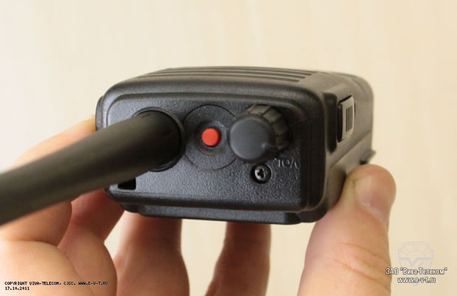 Вид рации Icom IC-F50, IC-F50-IS сверху. Icom IC-F50 Вид рации Icom IC-F50, IC-F50-IS сверху