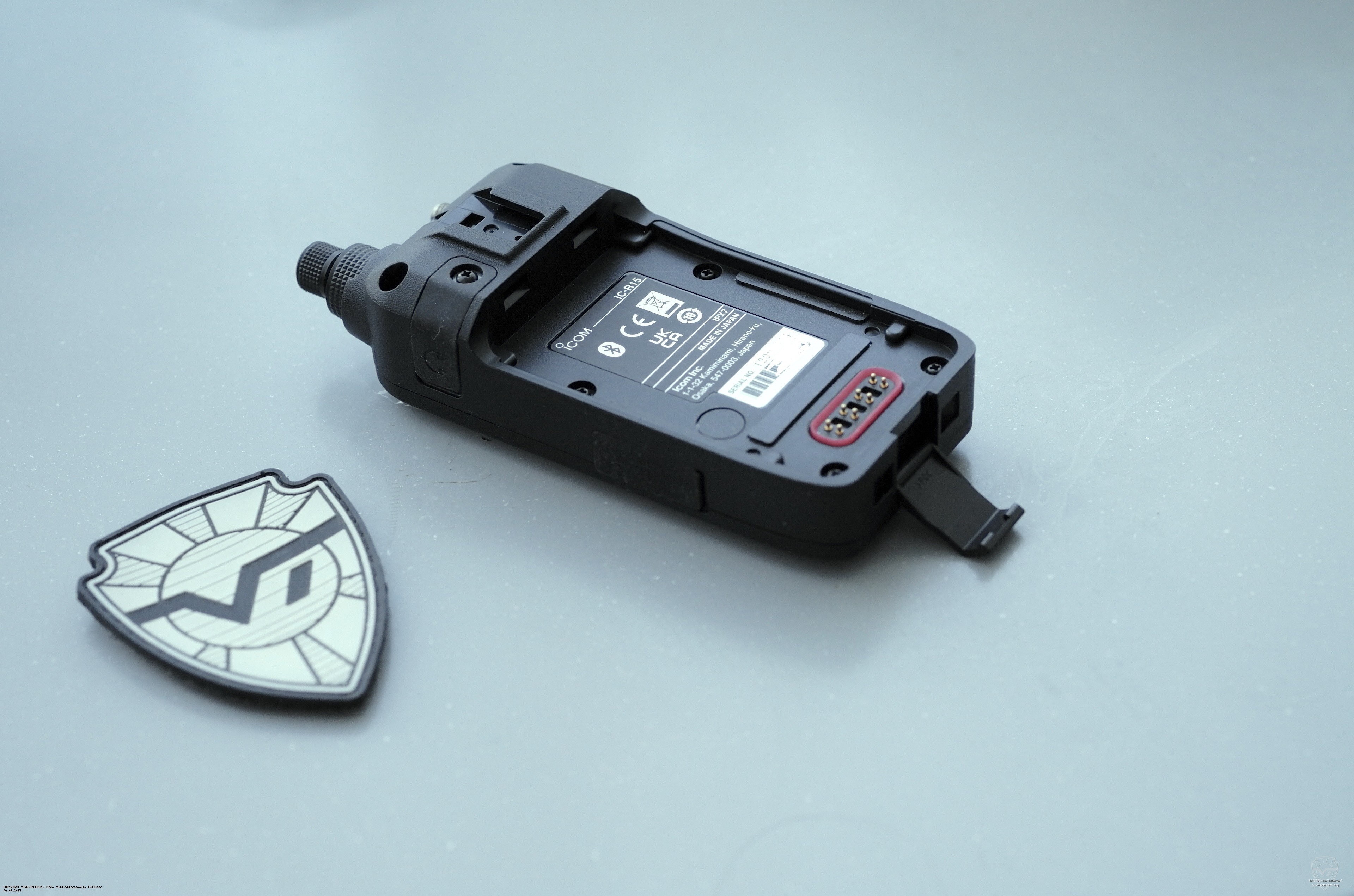 ��� Icom IC-R15 �� ������ ��������