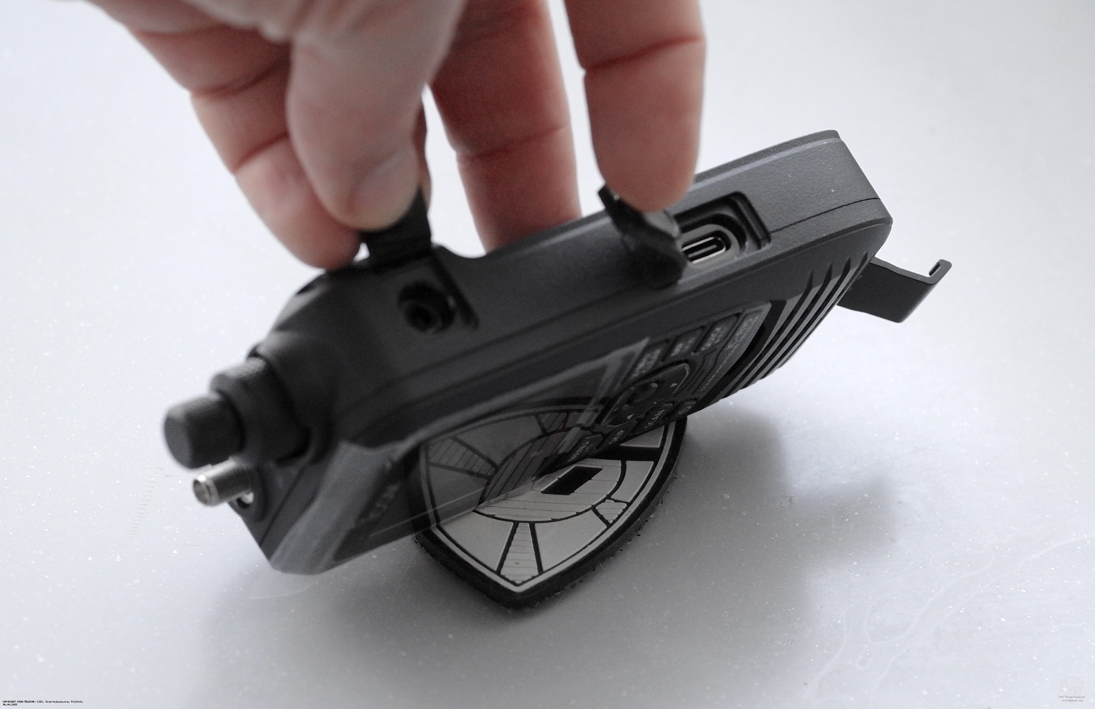 ��� ��������� Icom IC-R15 ������