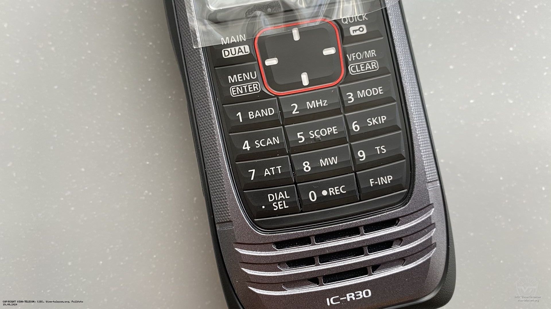 ���������� ������� Icom IC-R30