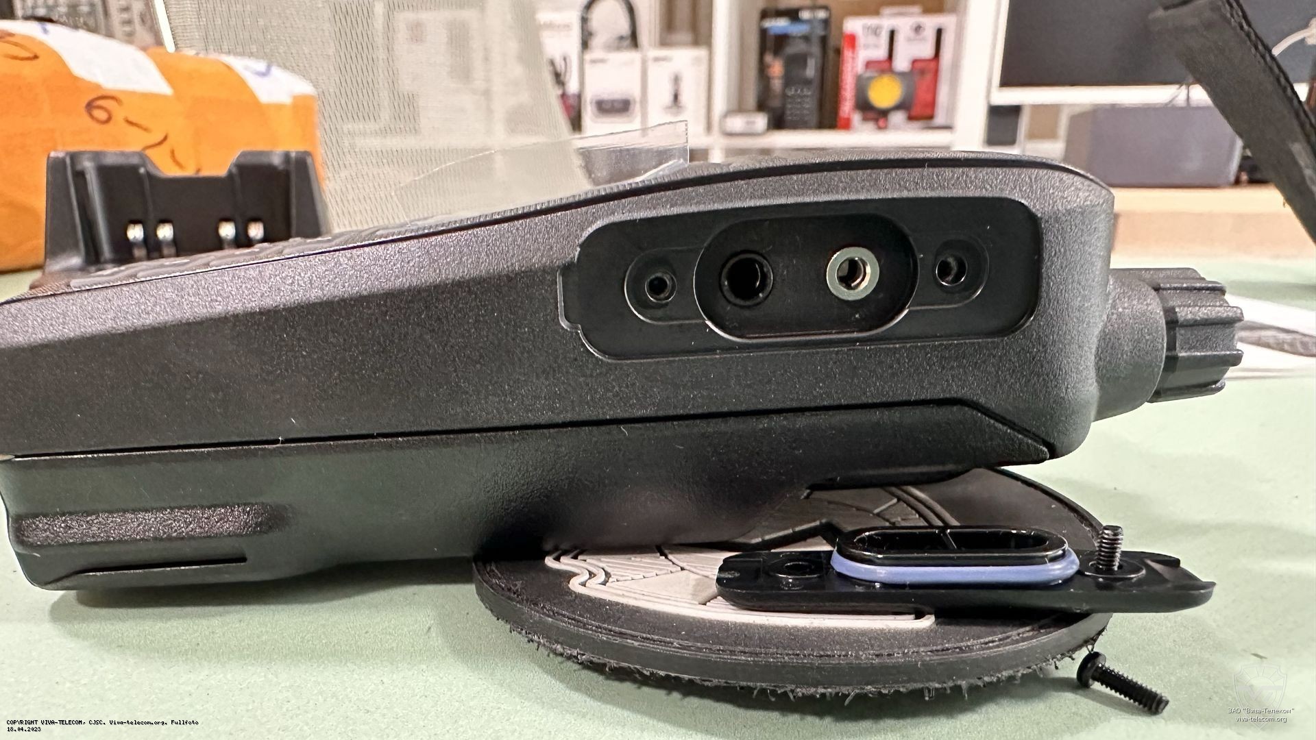 ������������ ������ ������������ Icom IC-T10