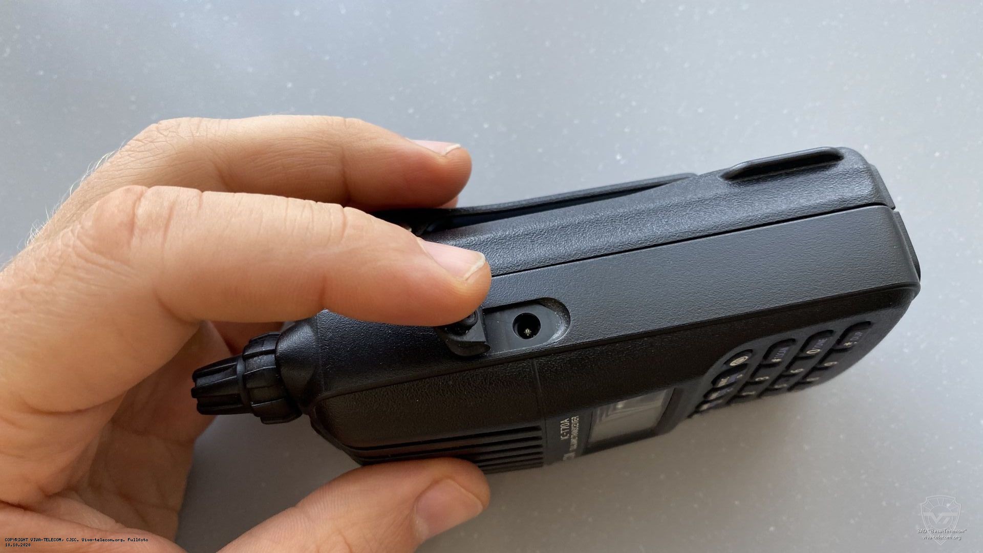 ��� ������������ Icom IC-T70 ������