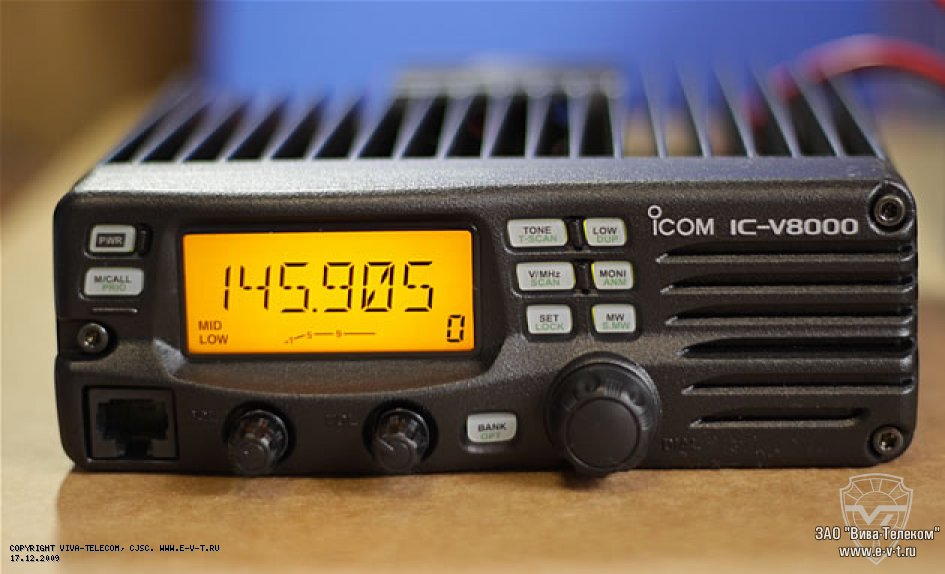 ������������ ����������. ������������ ������� �������� Icom V8000