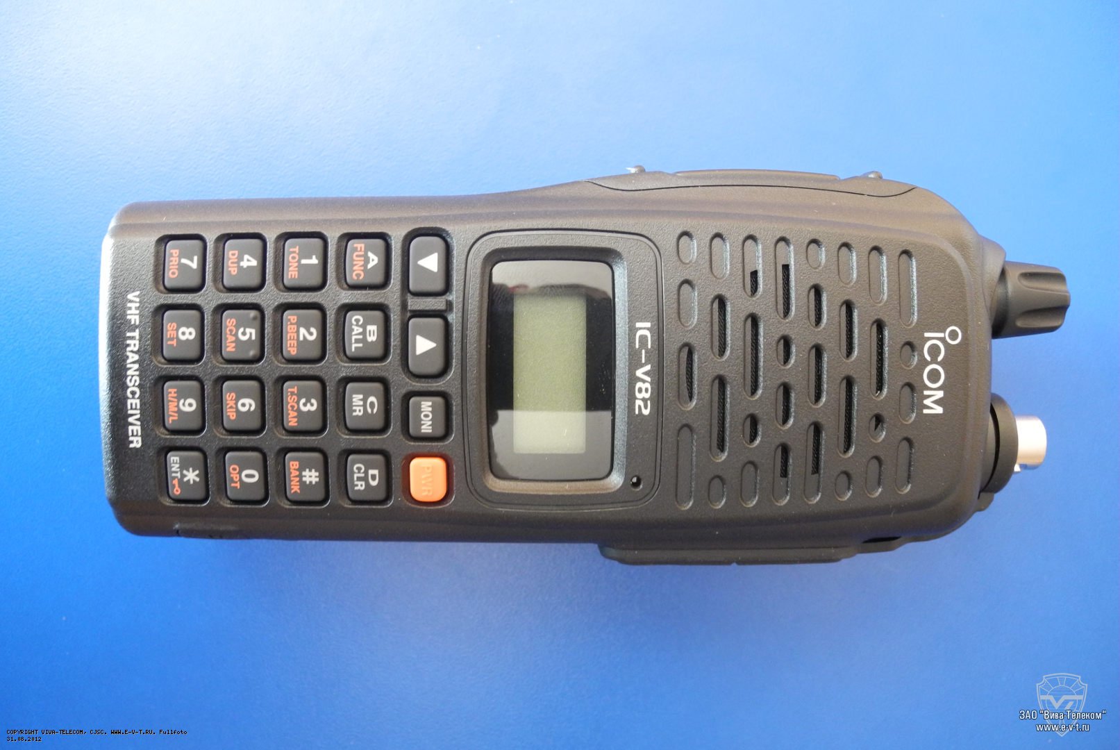 �������� ������ ������������ Icom IC-V82