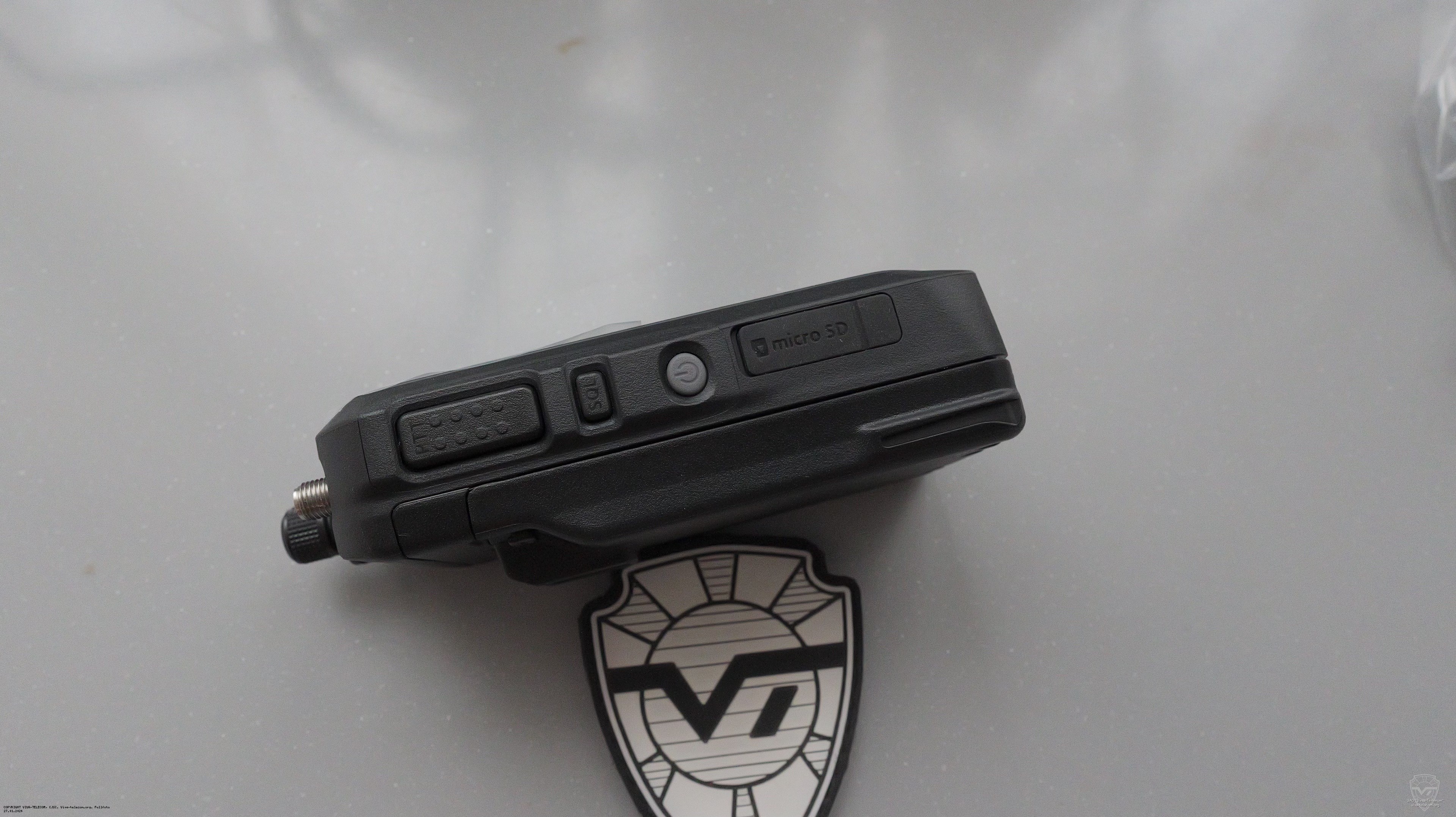 ��� ������������ Icom ID-50 �����