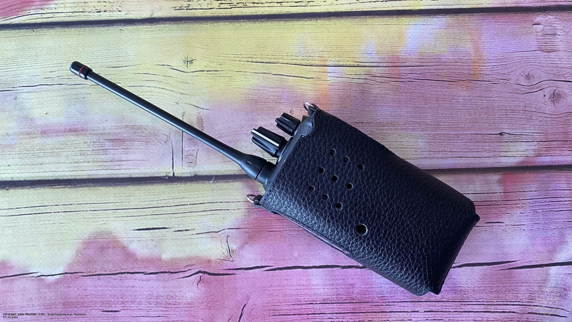 Вид чехла Icom LC-F3003 спереди. Icom LC-F3003 Вид чехла Icom LC-F3003 спереди