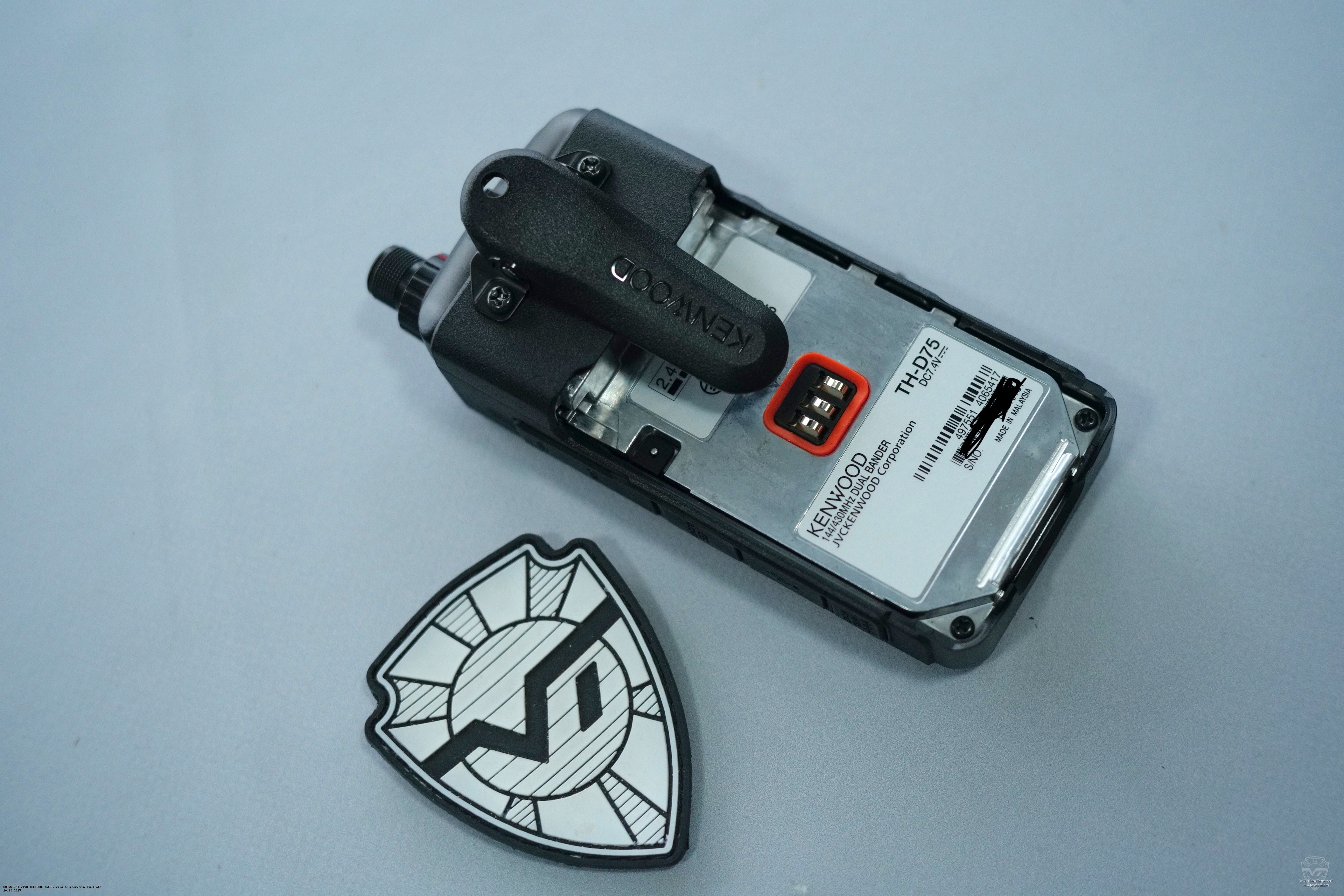 ��� ������������ Kenwood TH-D75 �� ������ ��������